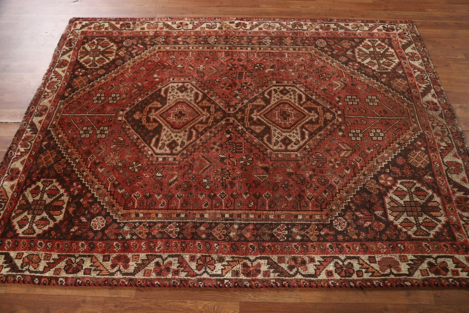 Antique Vegetable Dye Shiraz Persian Rug 5x7