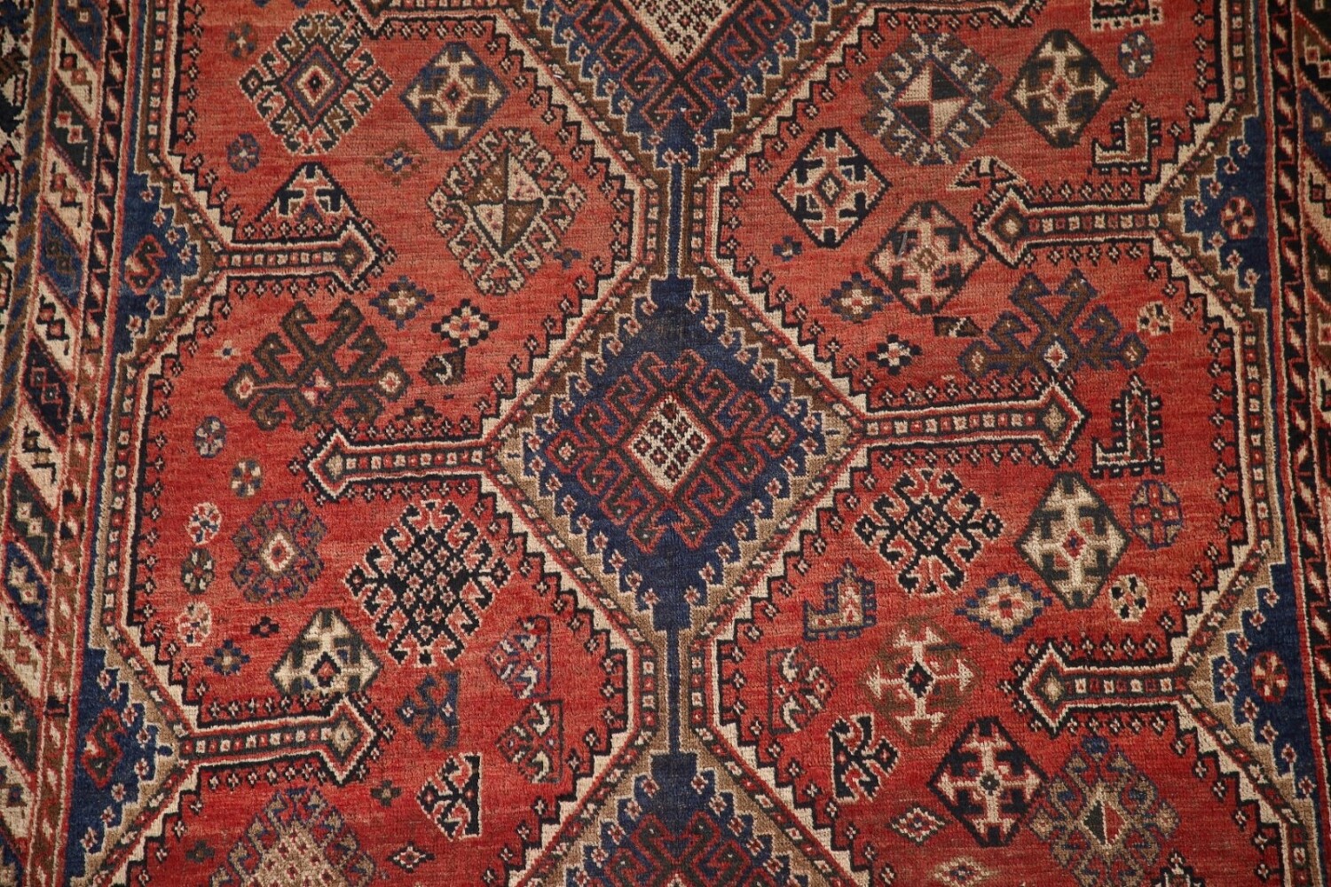 Antique Vegetable Dye Qashqai Persian Rug 5x7