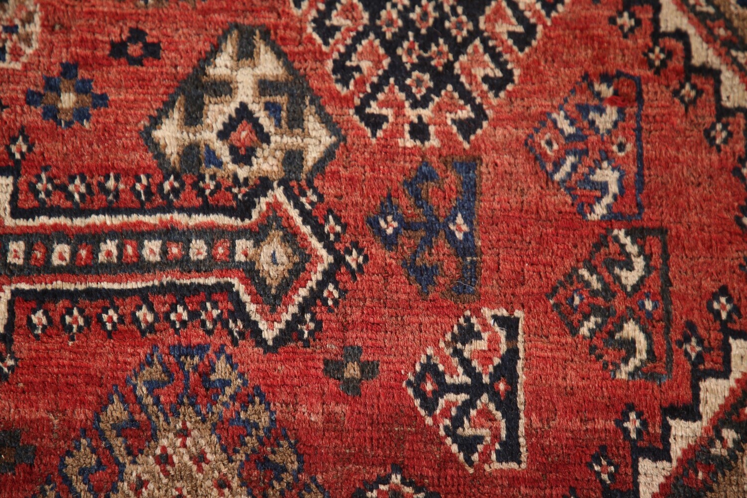 Antique Vegetable Dye Qashqai Persian Rug 5x7