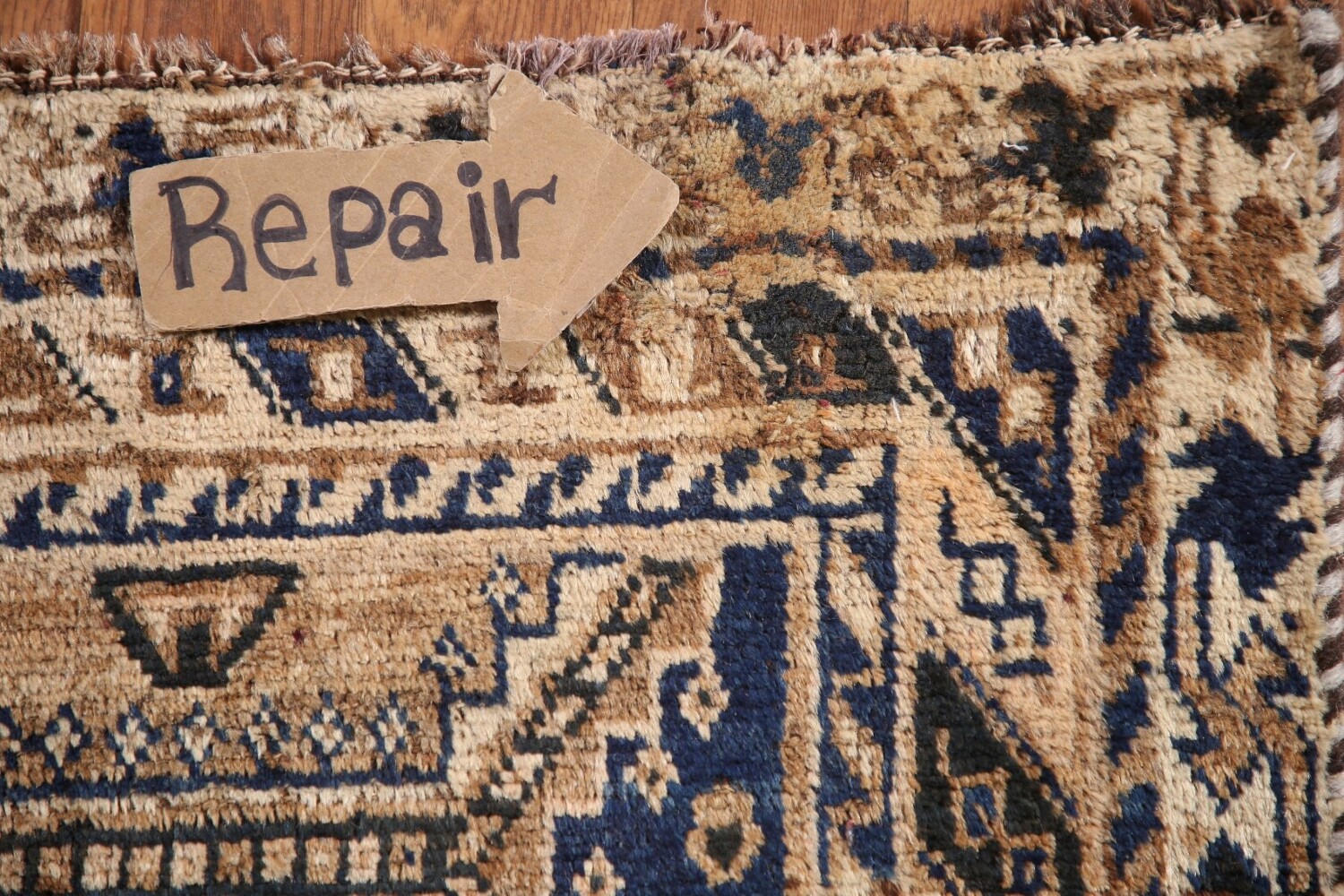 Antique Vegetable Dye Qashqai Persian Rug 5x7