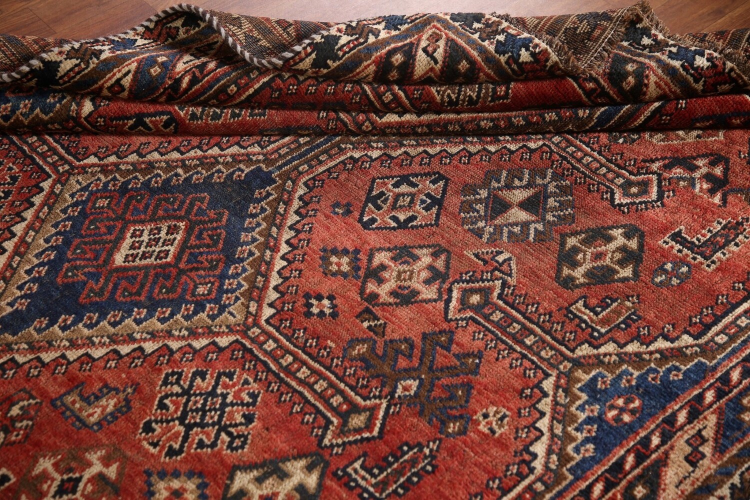 Antique Vegetable Dye Qashqai Persian Rug 5x7