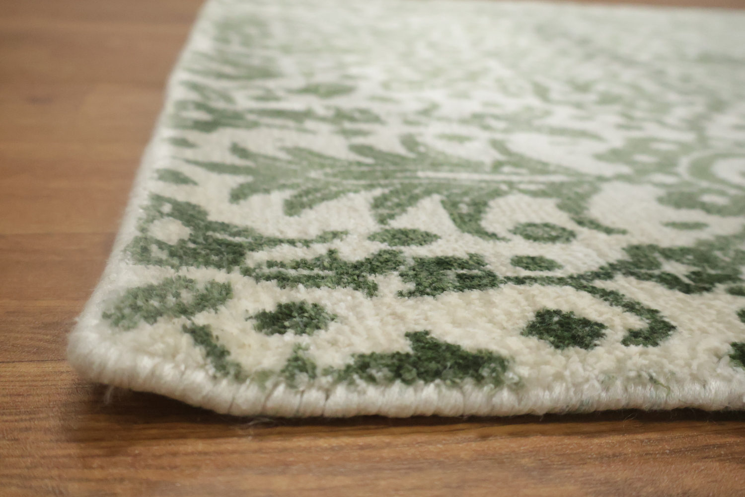 Ivory & Green Abstract Indian Runner Rug 3x12