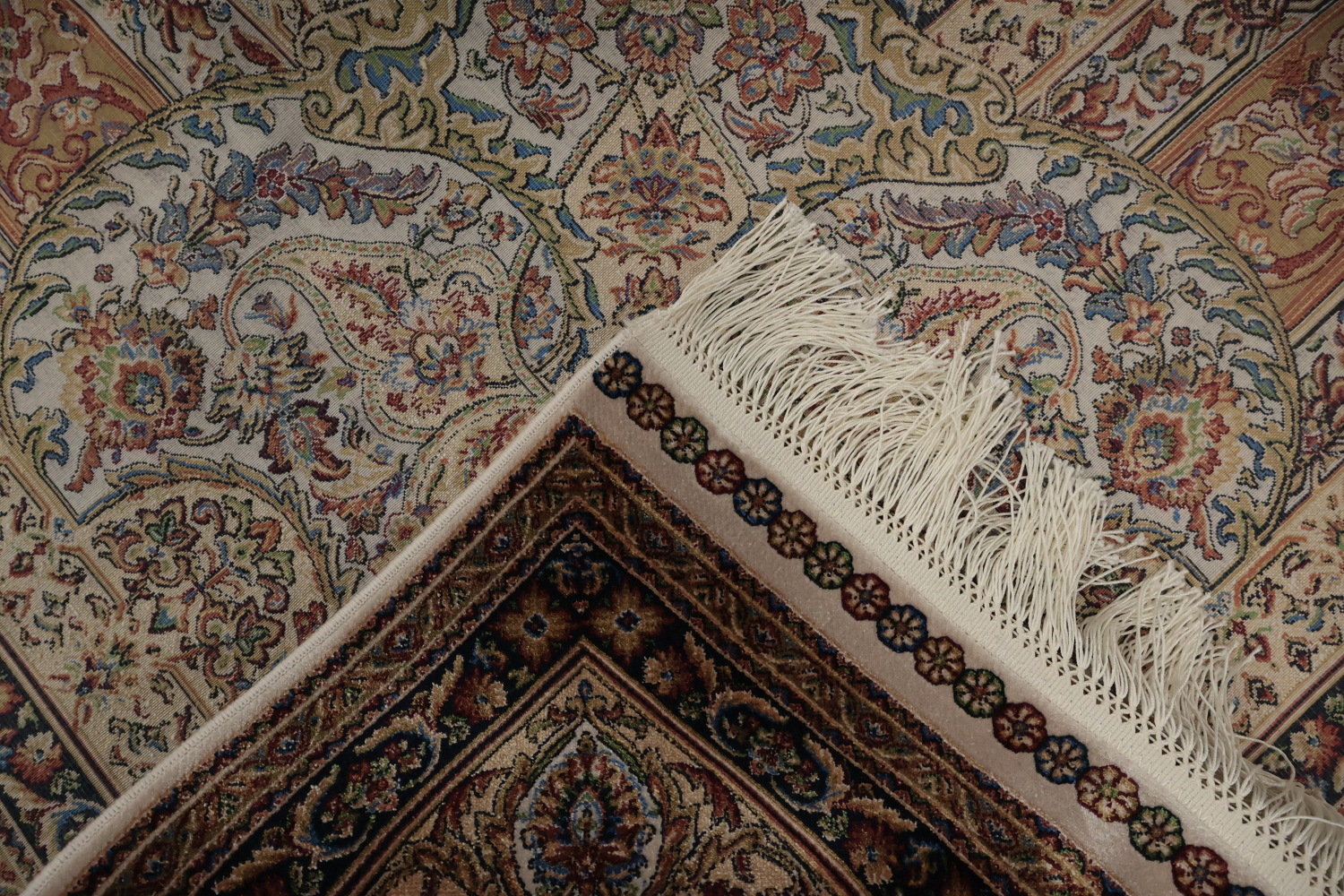 Exquisite Qum Area Rug 7x10 with Captivating Detailed Symmetry