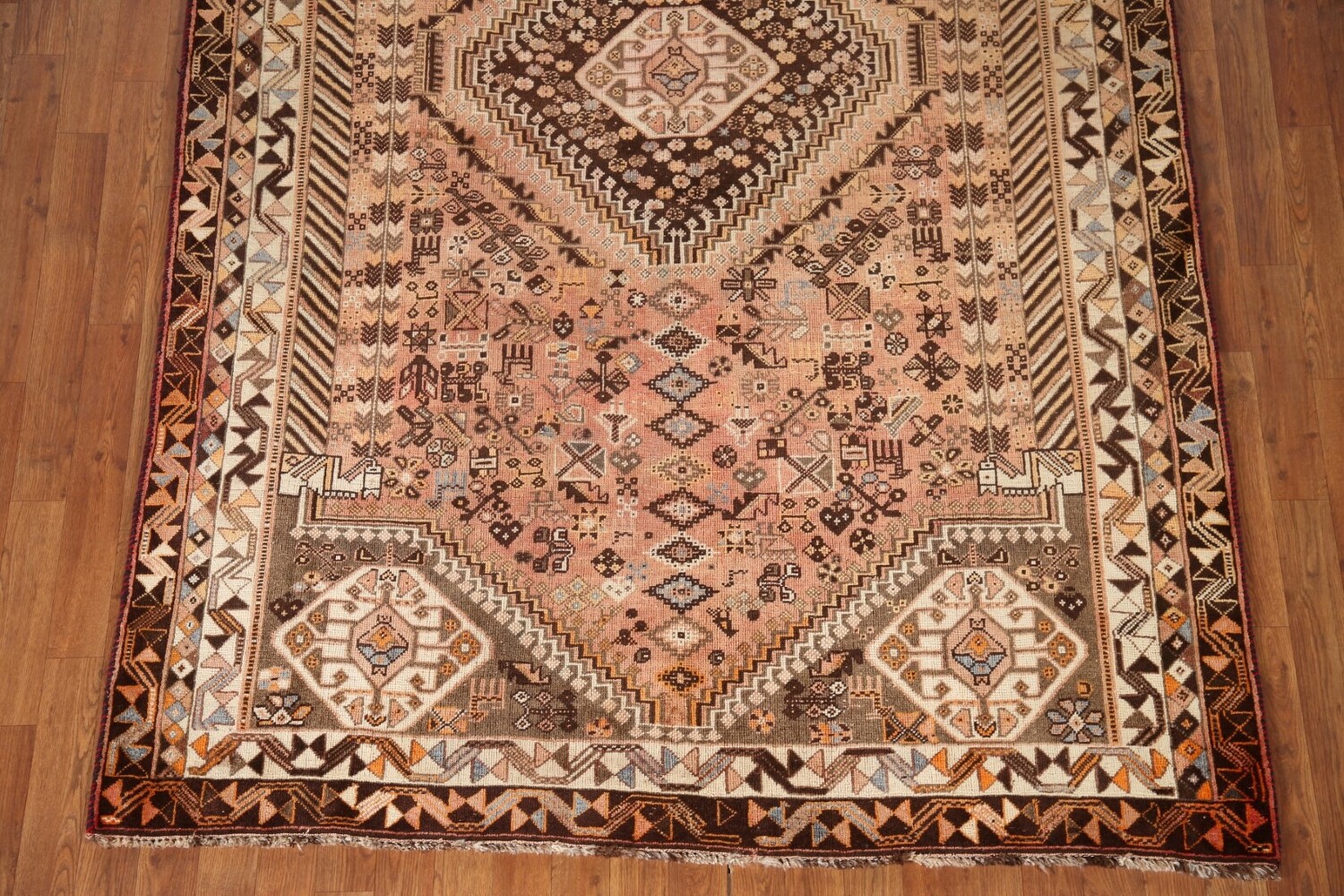 Antique Shiraz Persian Area Rug 6x9