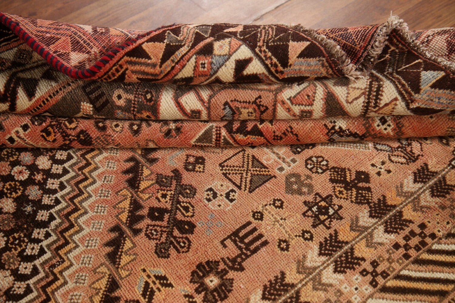 Antique Shiraz Persian Area Rug 6x9