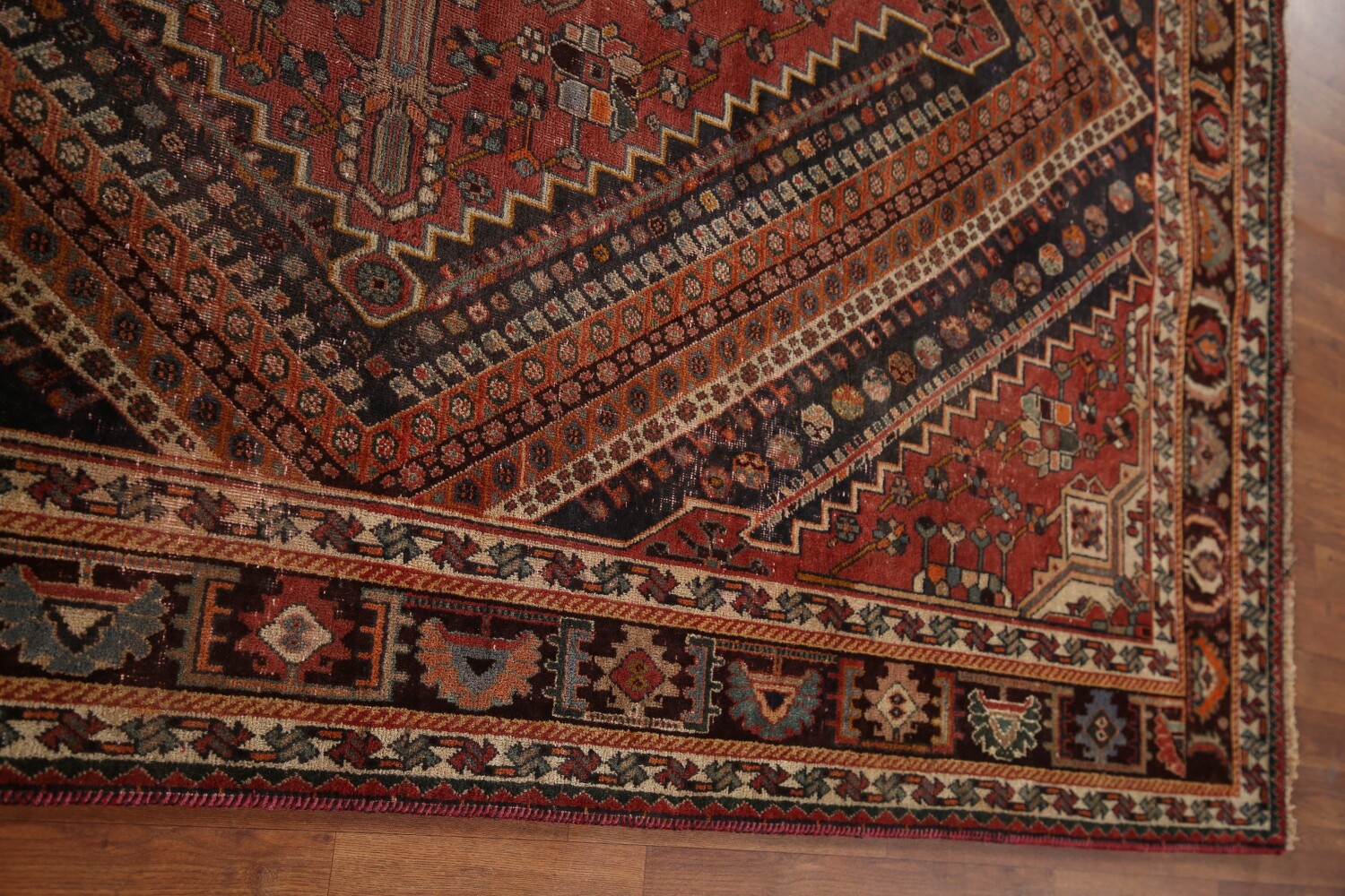 Antique Vegetable Dye Shiraz Persian Area Rug 7x10