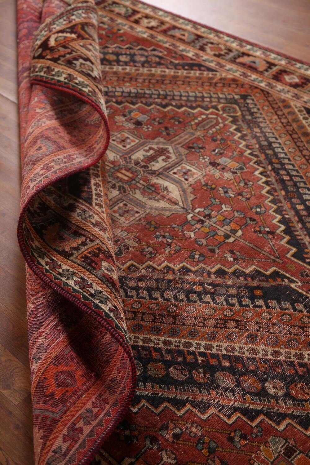 Antique Vegetable Dye Shiraz Persian Area Rug 7x10