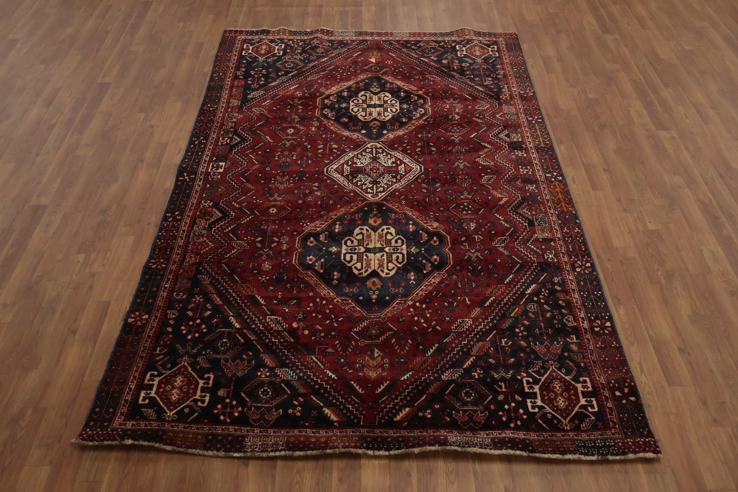 Vegetable Dye Shiraz Persian Area Rug 6x9