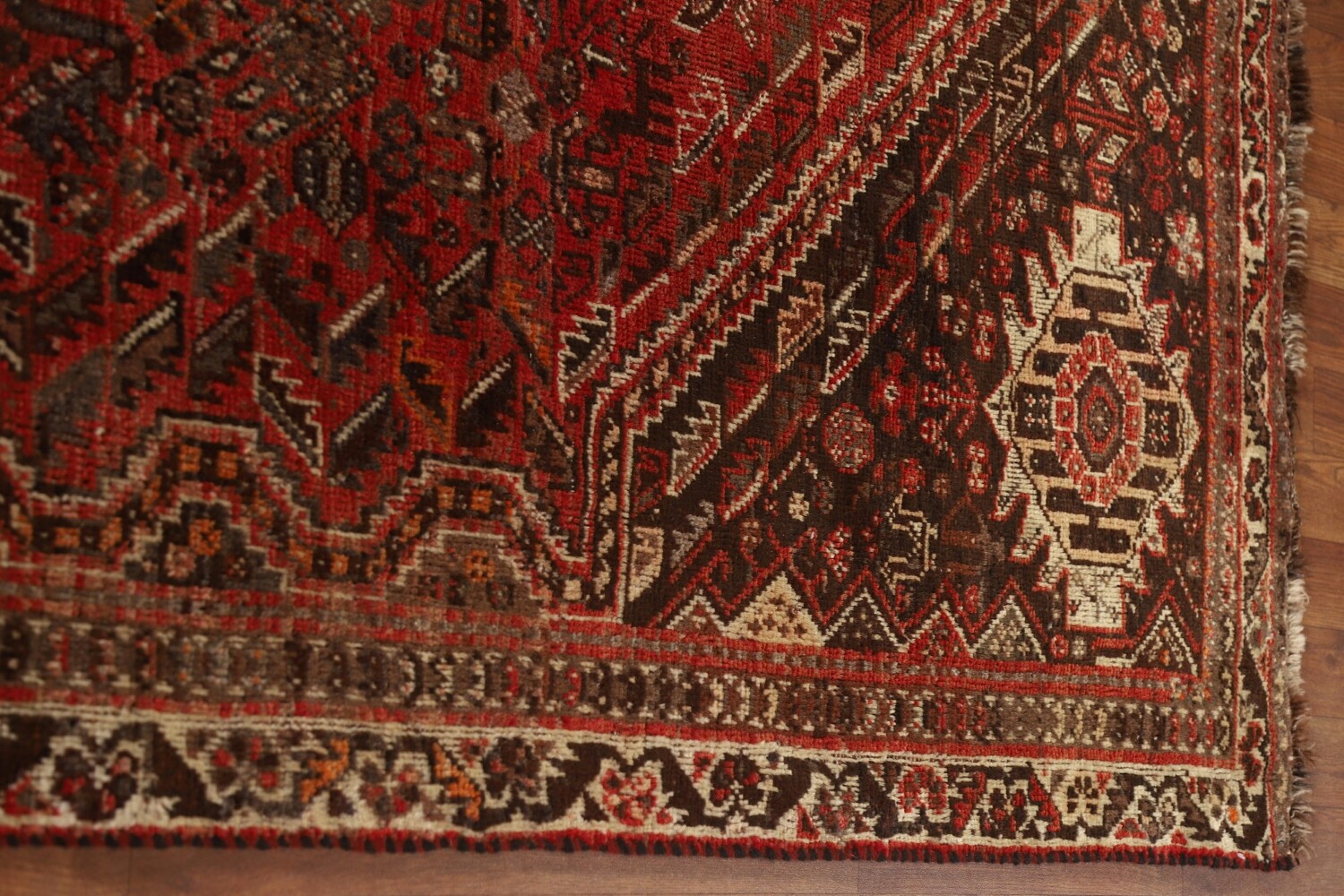 Antique Qashqai Persian Area Rug 6x10