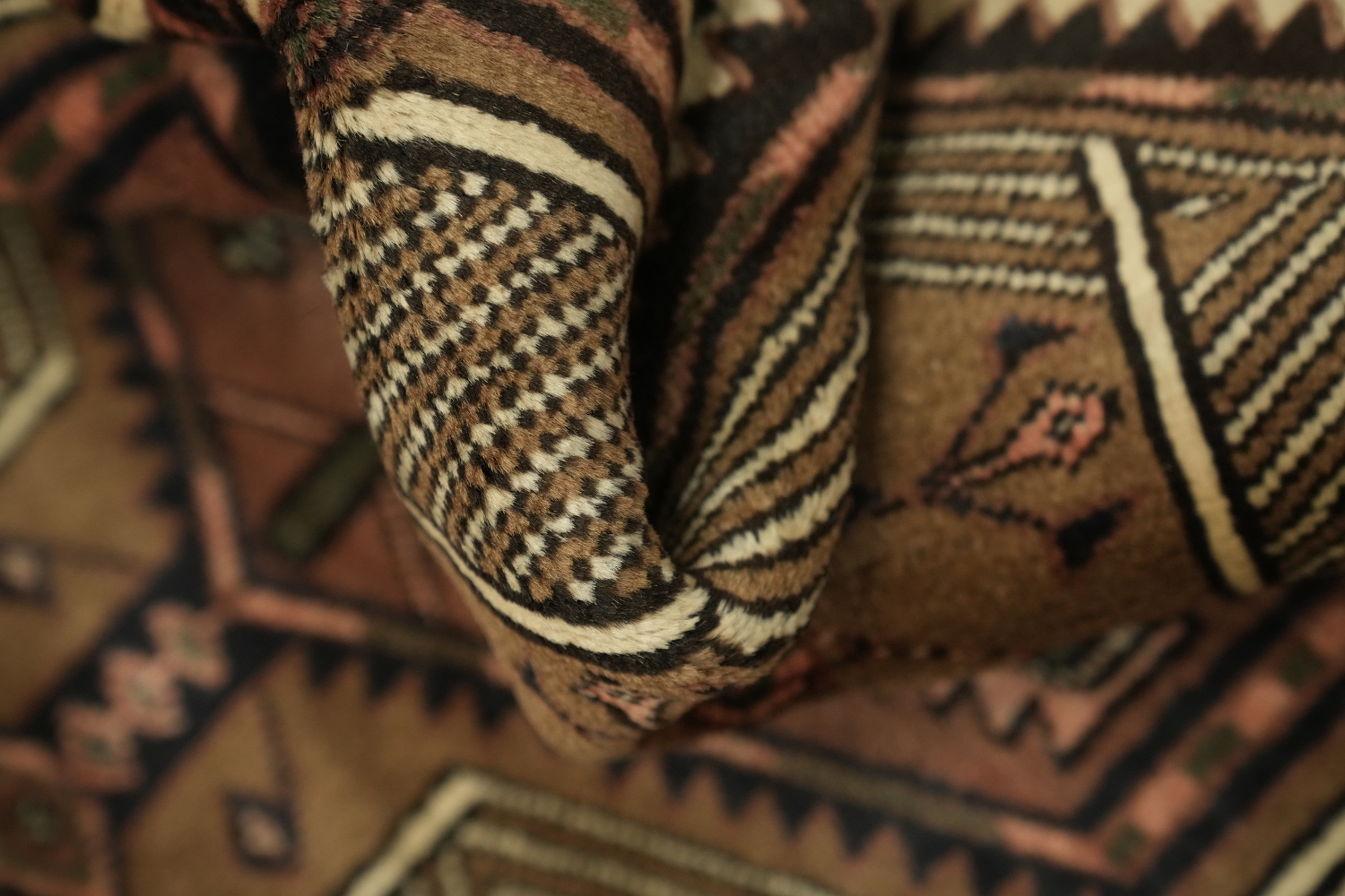 Geometric Ardebil Persian Runner Rug 3x11