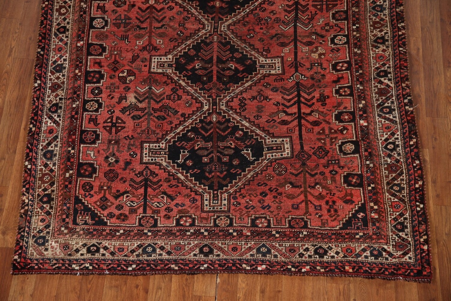 Antique Tribal Qashqai Persian Rug 5x6