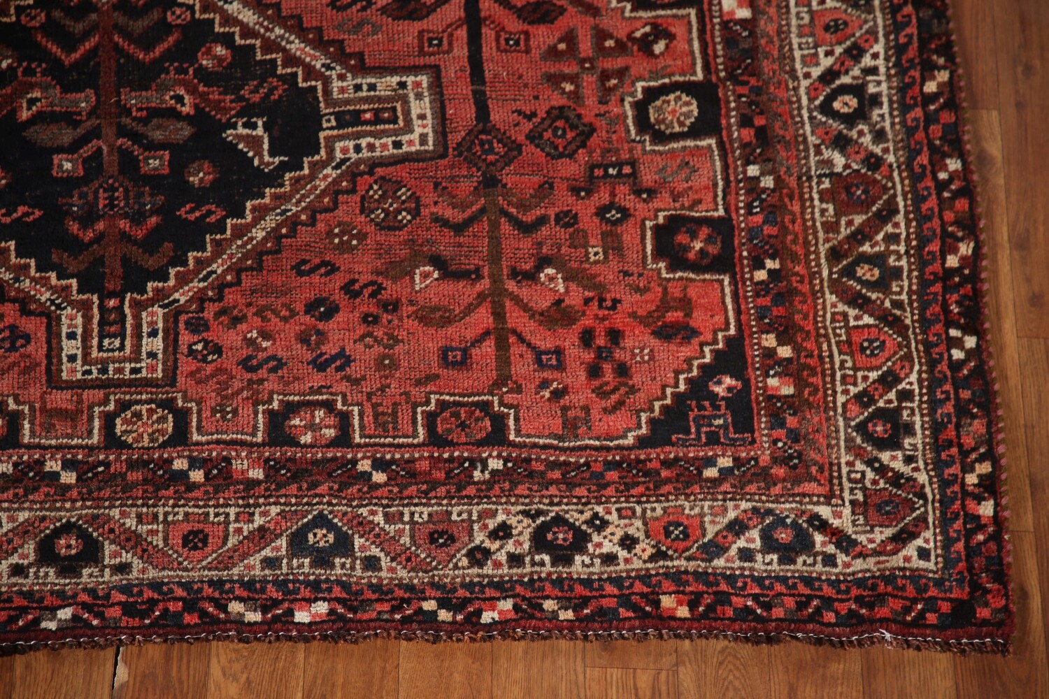 Antique Tribal Qashqai Persian Rug 5x6