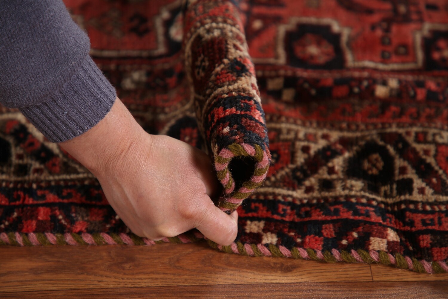 Antique Tribal Qashqai Persian Rug 5x6