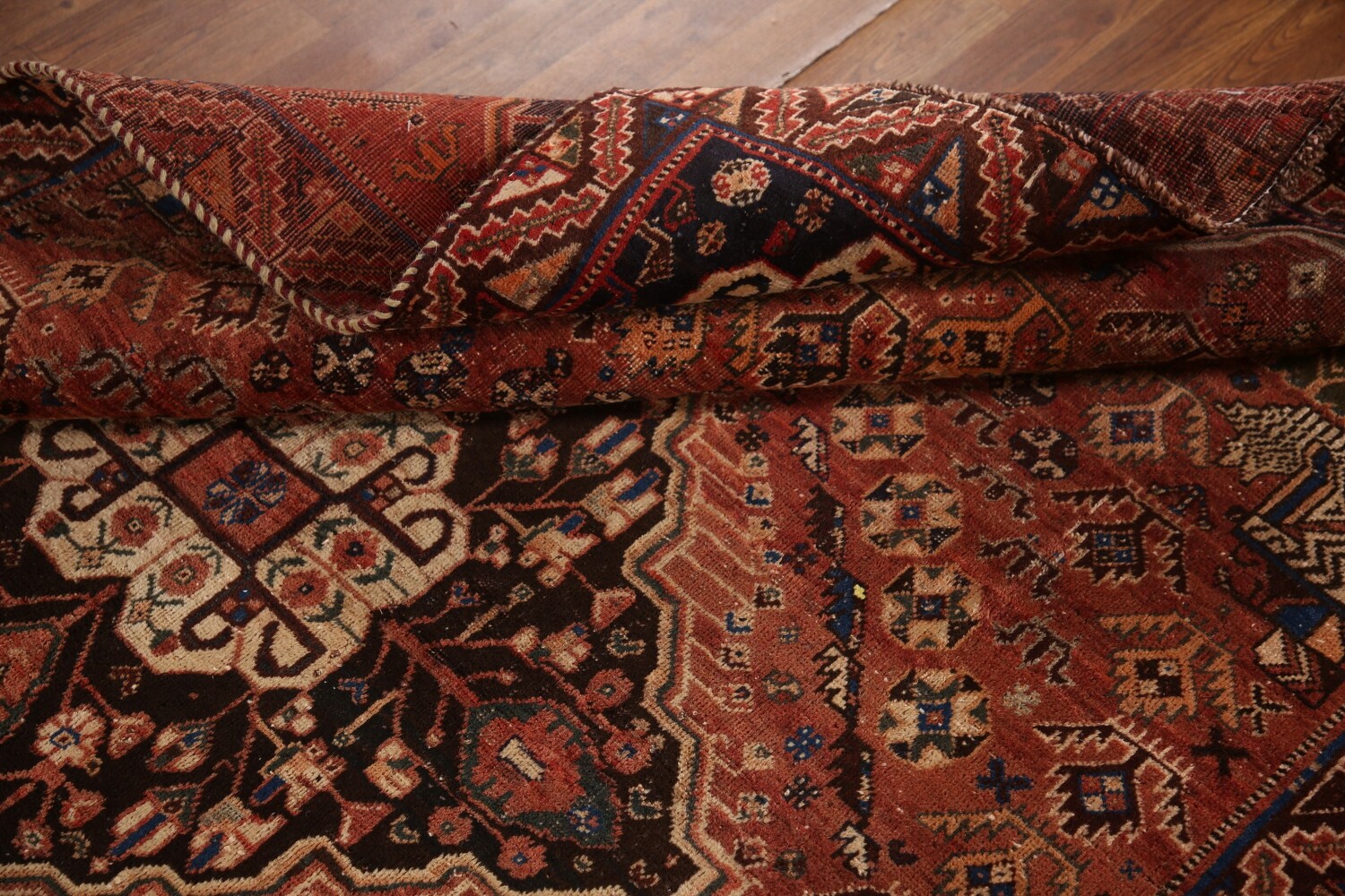 Antique Vegetable Dye Shiraz Persian Area Rug 5x8