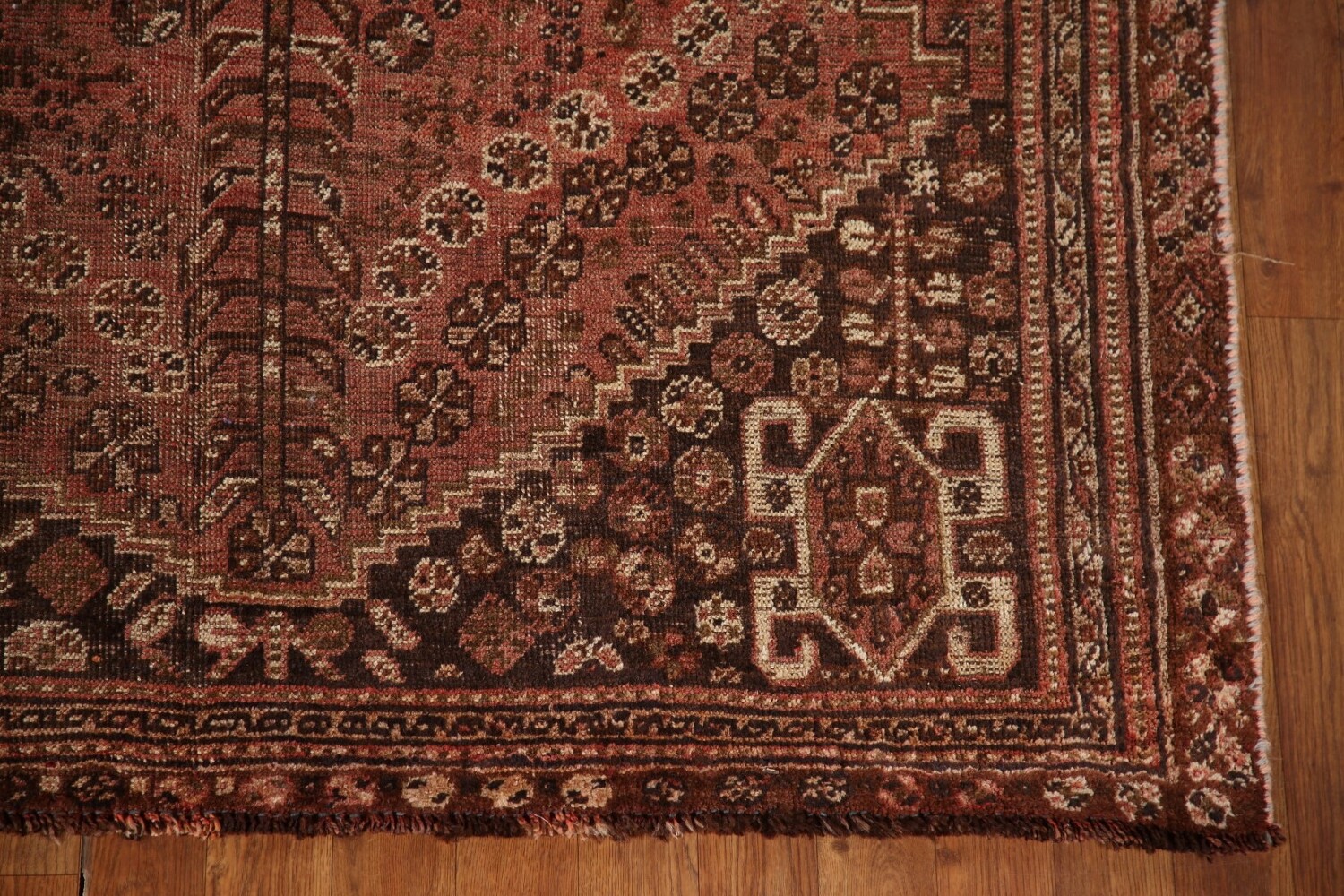 Antique Qashqai Persian Area Rug 5x8