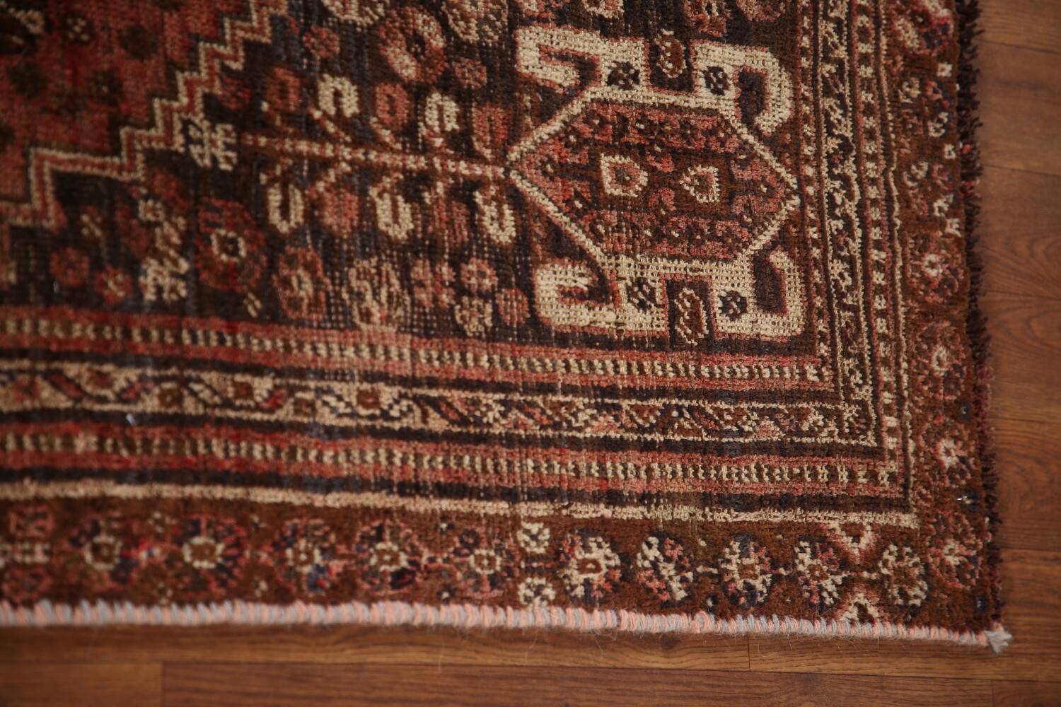 Antique Qashqai Persian Area Rug 5x8