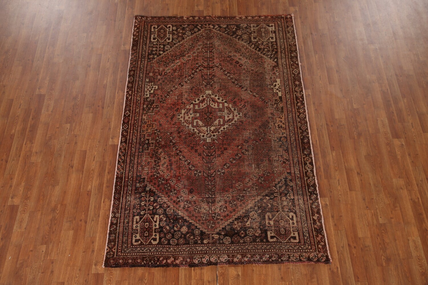 Antique Qashqai Persian Area Rug 5x8