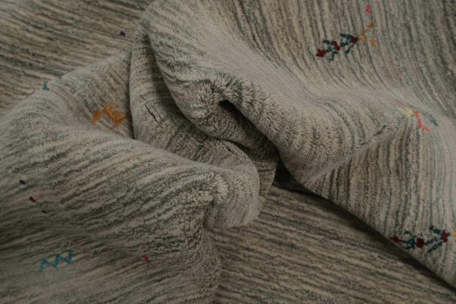 Minimalist Gabbeh Area Rug 8x10 with Subtle Border Accents