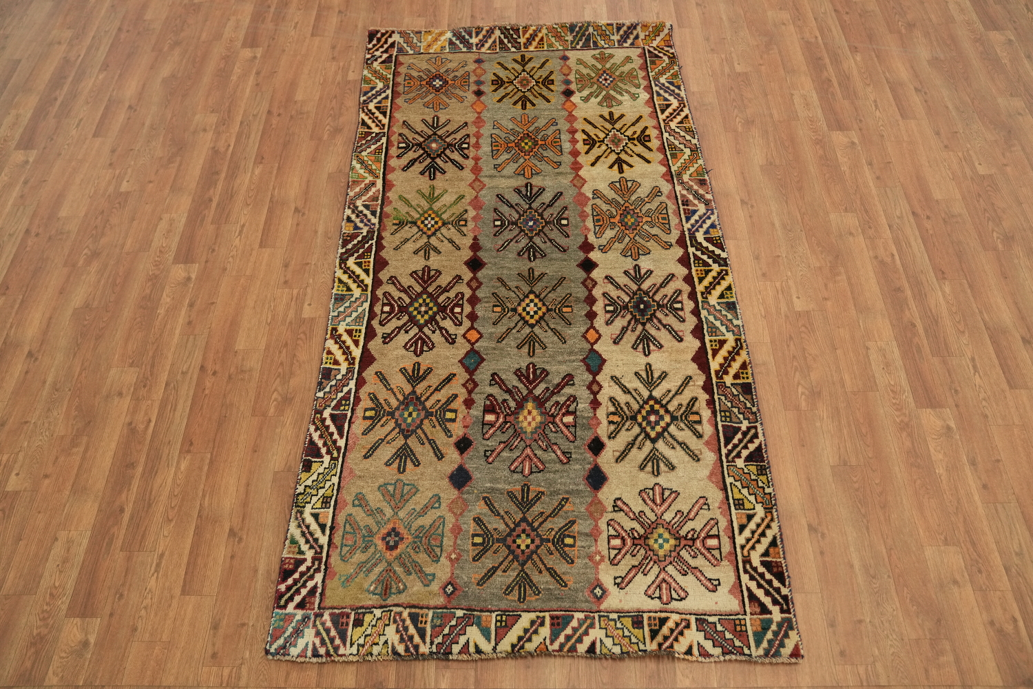 Geometric Shiraz Persian Rug 4x7