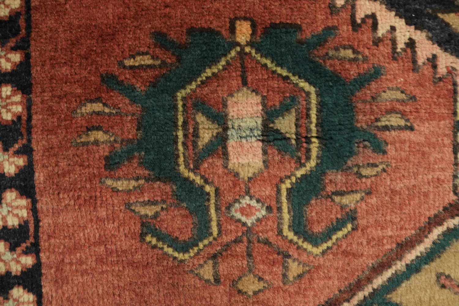 Geometric Heriz Persian Runner Rug 4x11