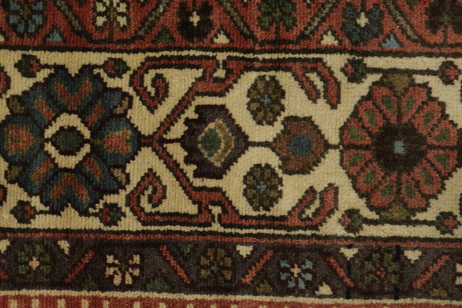 Geometric Bakhtiari Persian Area Rug 7x10