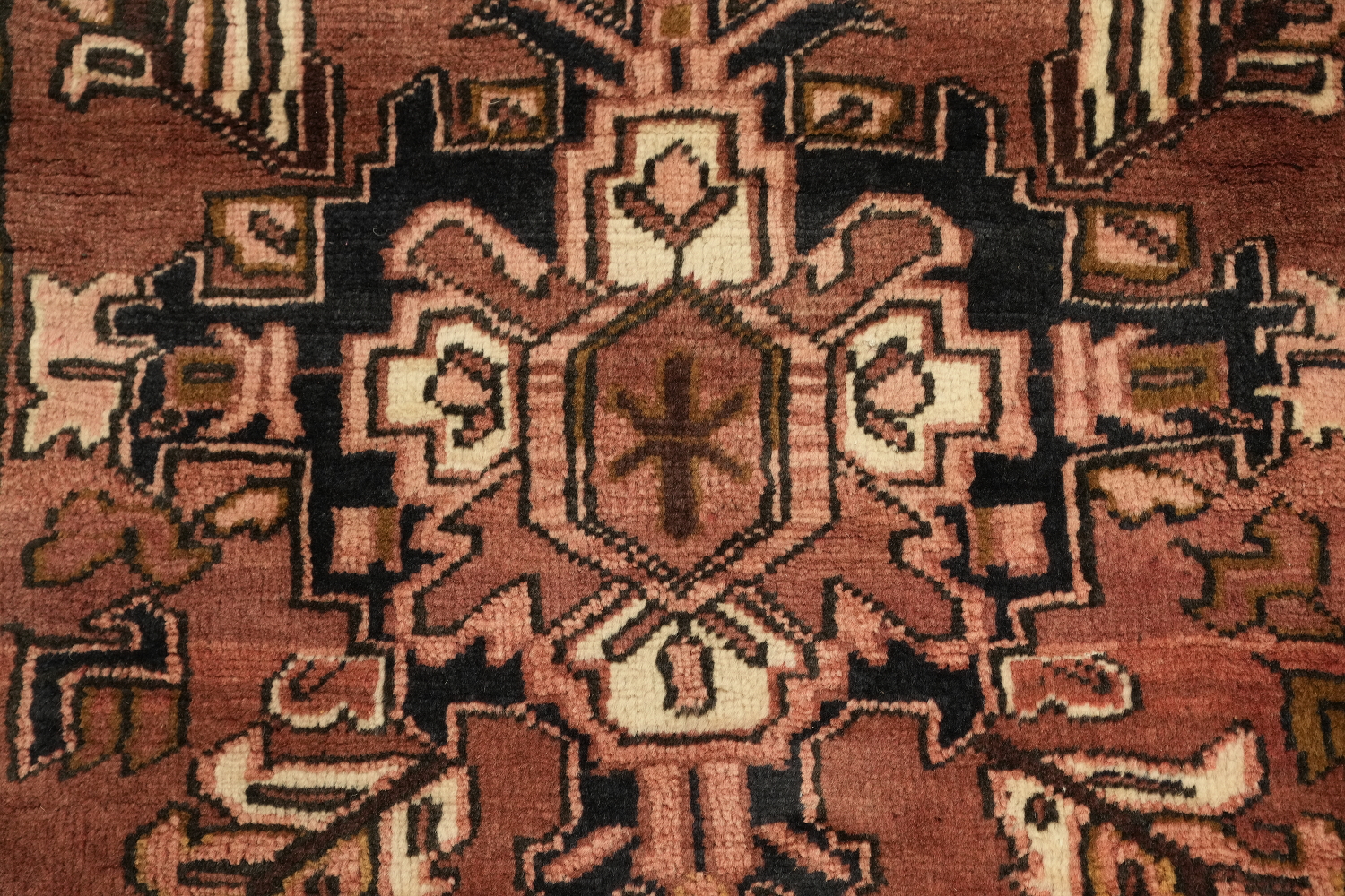 Vintage Heriz Persian Runner Rug 4x10