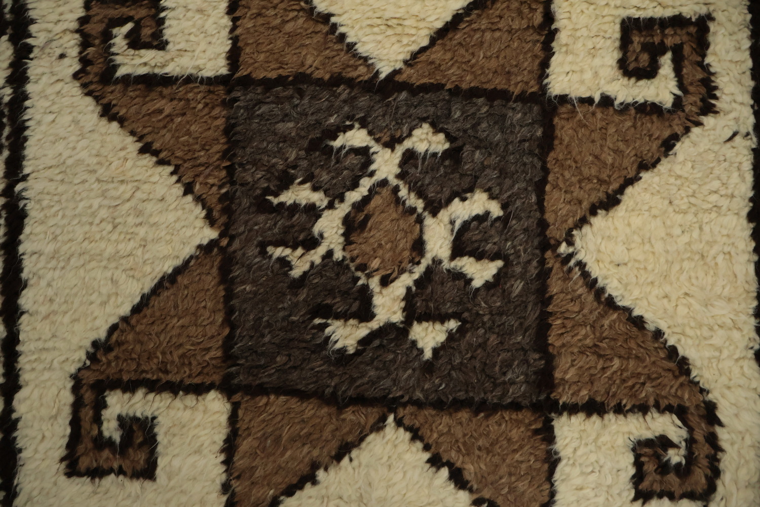 Intricate Kurdish Vegetable Dye Runner Rug 3x11 Perfect for Hallway Decor