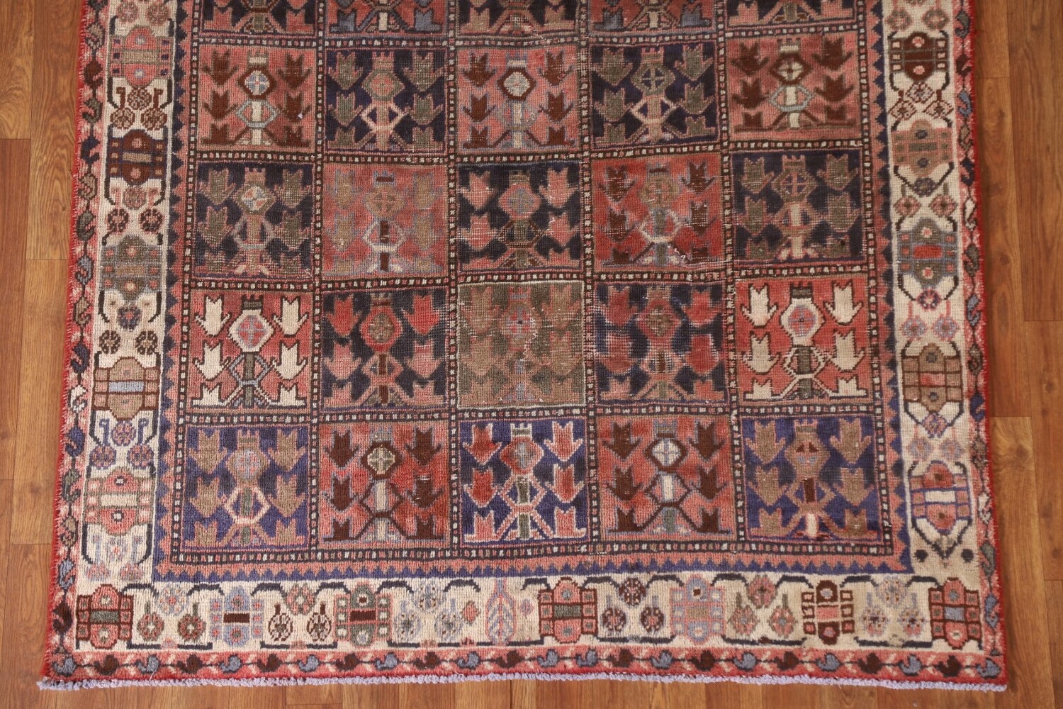 Garden Design Bakhtiari Persian Area Rug 5x9