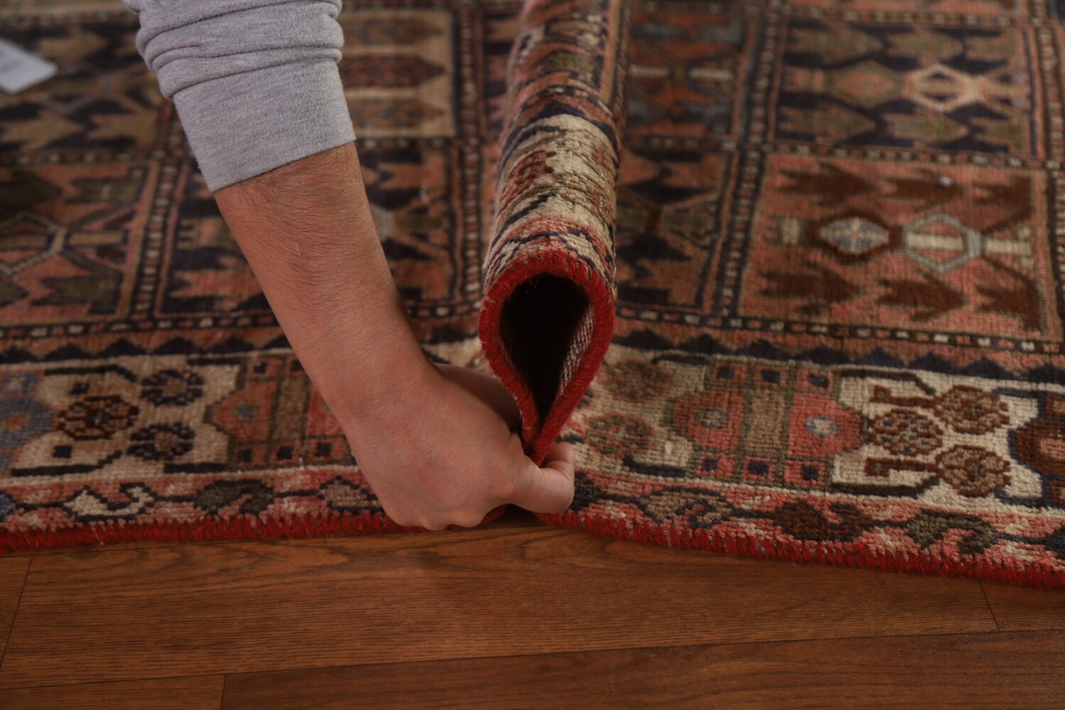 Garden Design Bakhtiari Persian Area Rug 5x9
