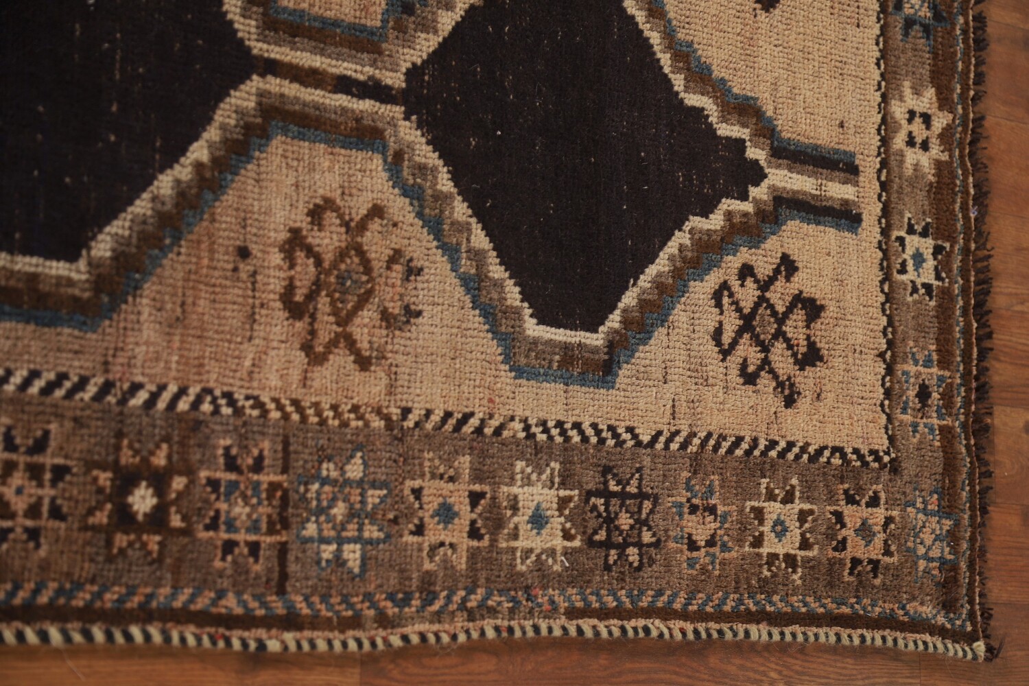 Antique Geometric Lori Persian Rug 4x7