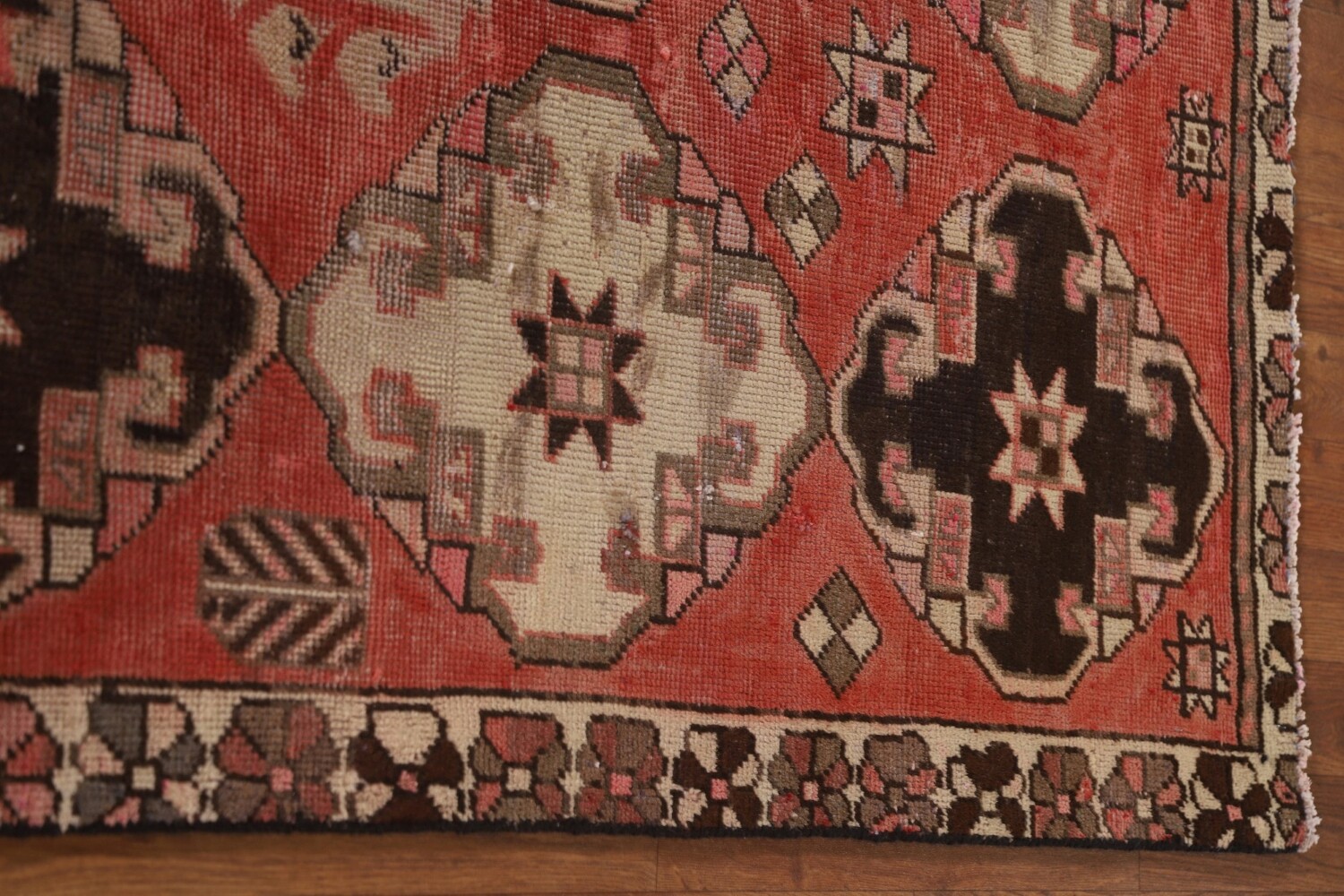 All-Over Geometric Bakhtiari Persian Area Rug 5x9