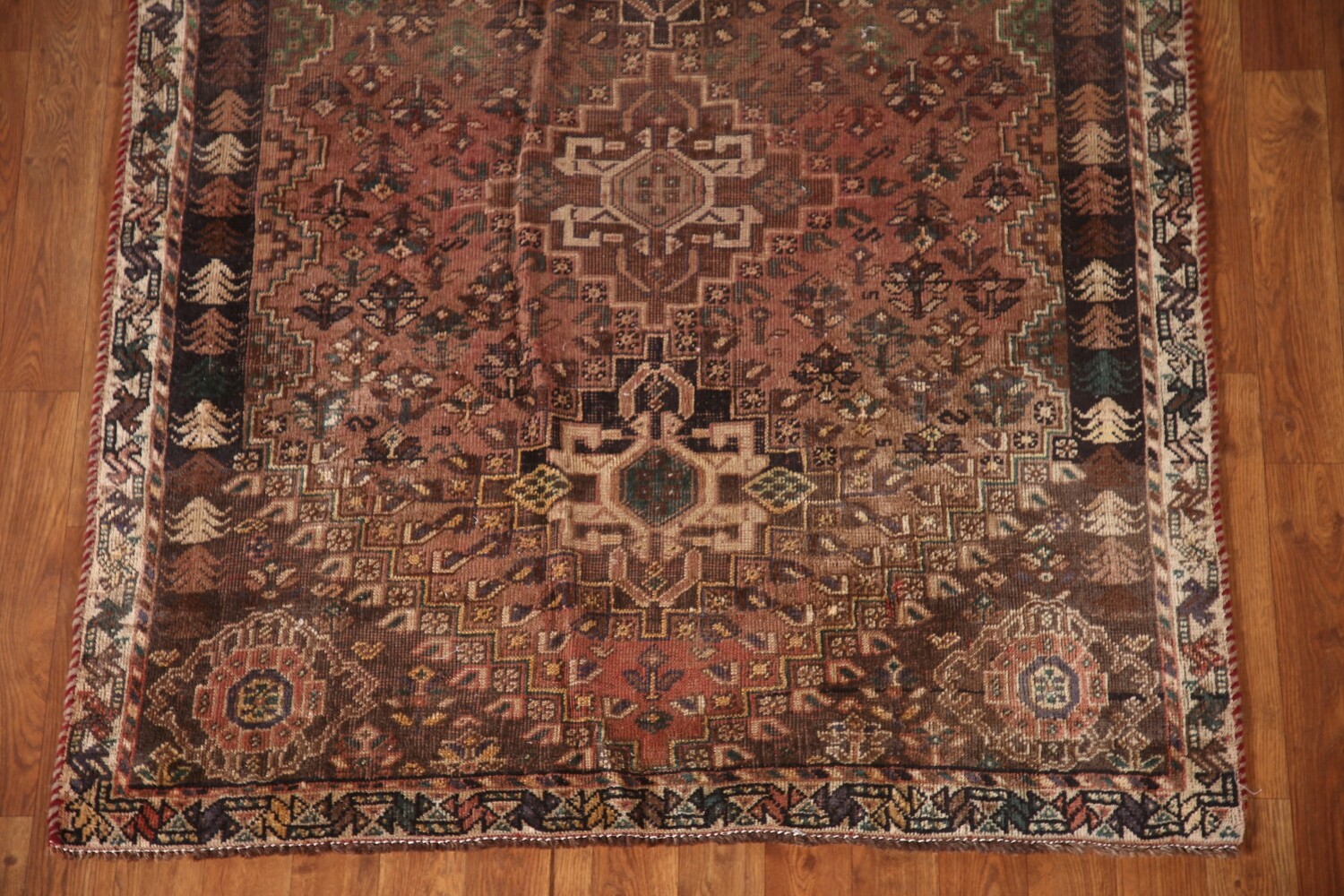 Antique Wool Qashqai Persian Rug 4x5