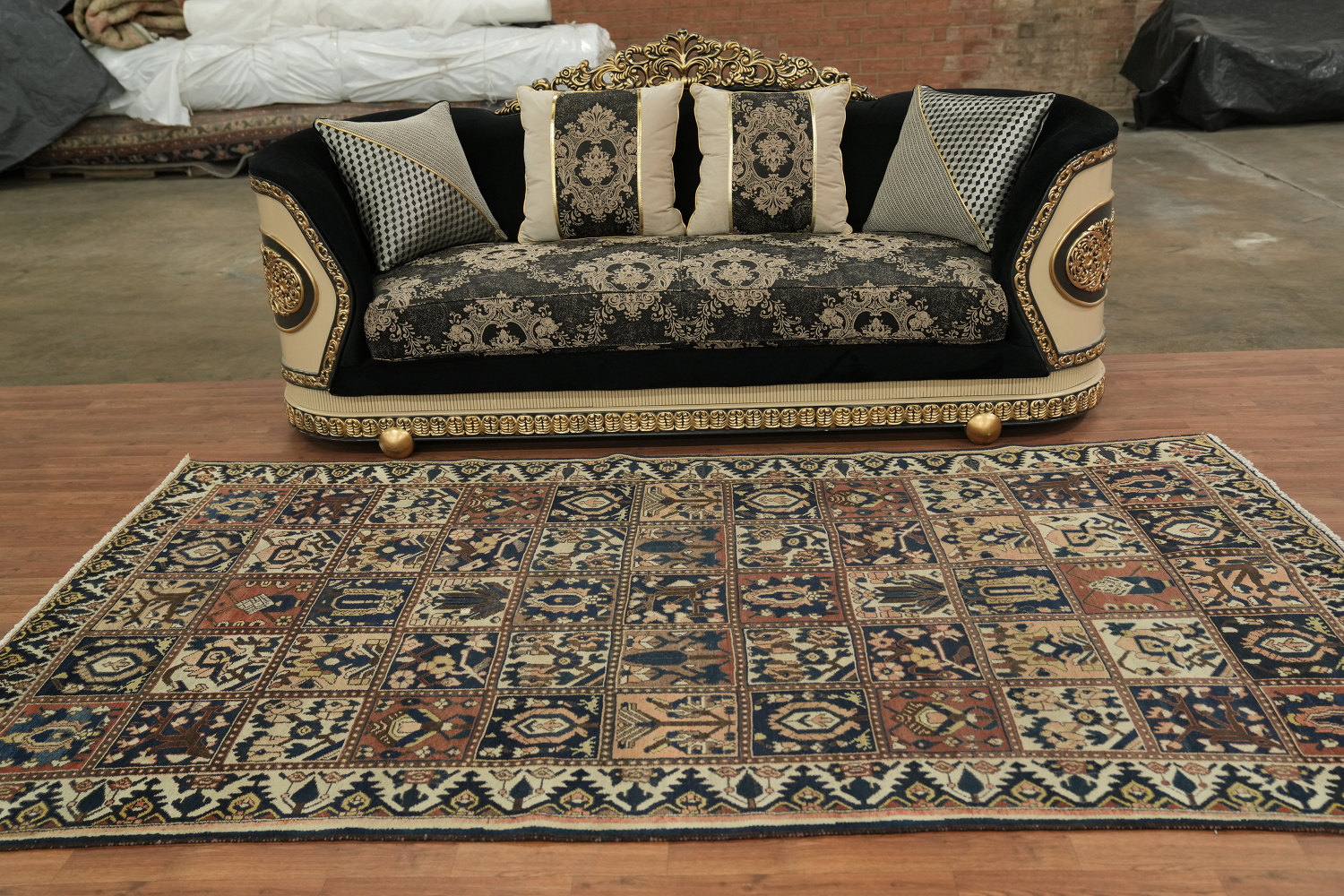 Garden Design Bakhtiari Persian Area Rug 5x10