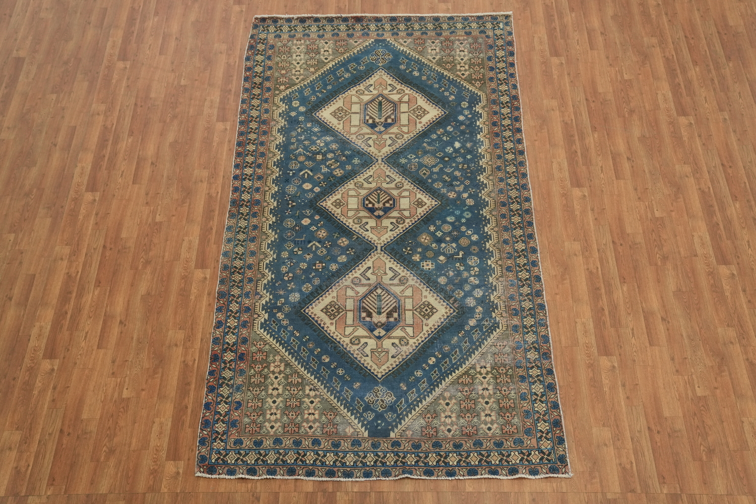 Blue Tribal Bakhtiari Persian Area Rug 6x10