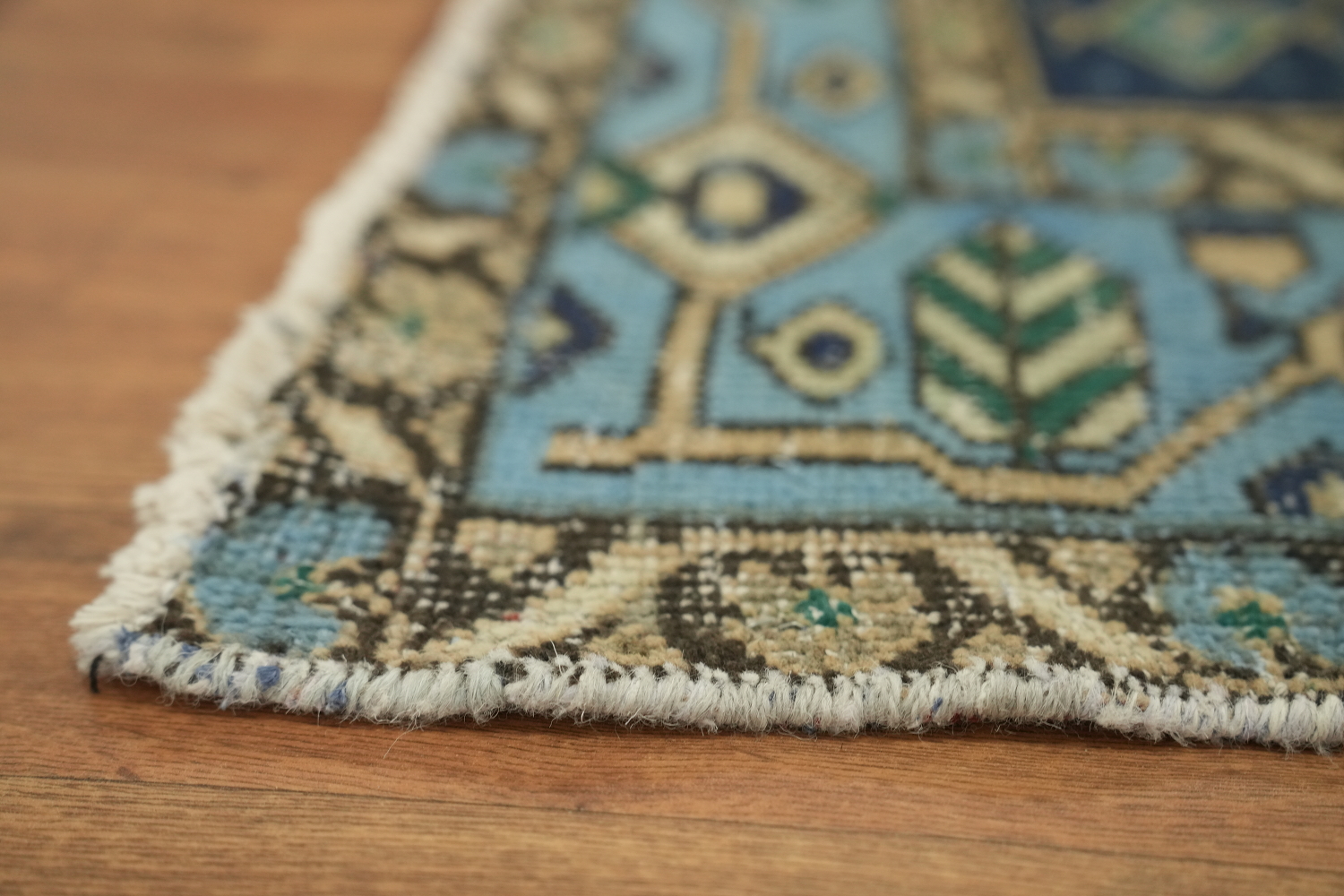 Geometric Wool Bakhtiari Persian Rug 5x7