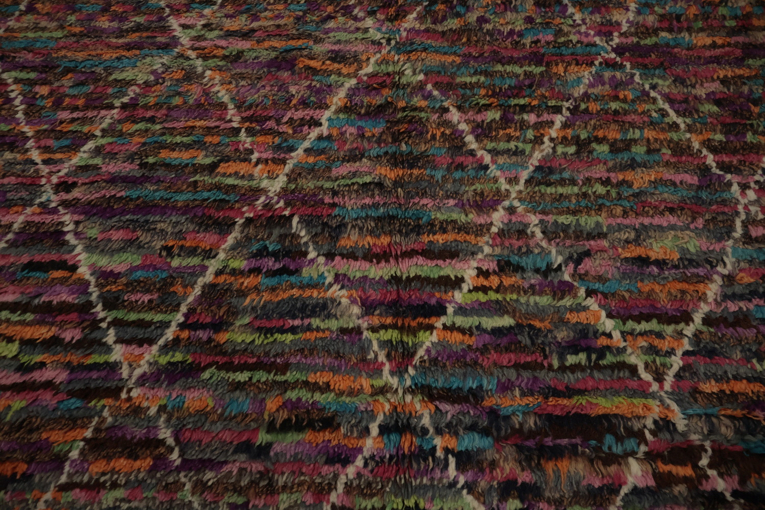 Colorful Moroccan Area Rug 6x10 with Geometric Design