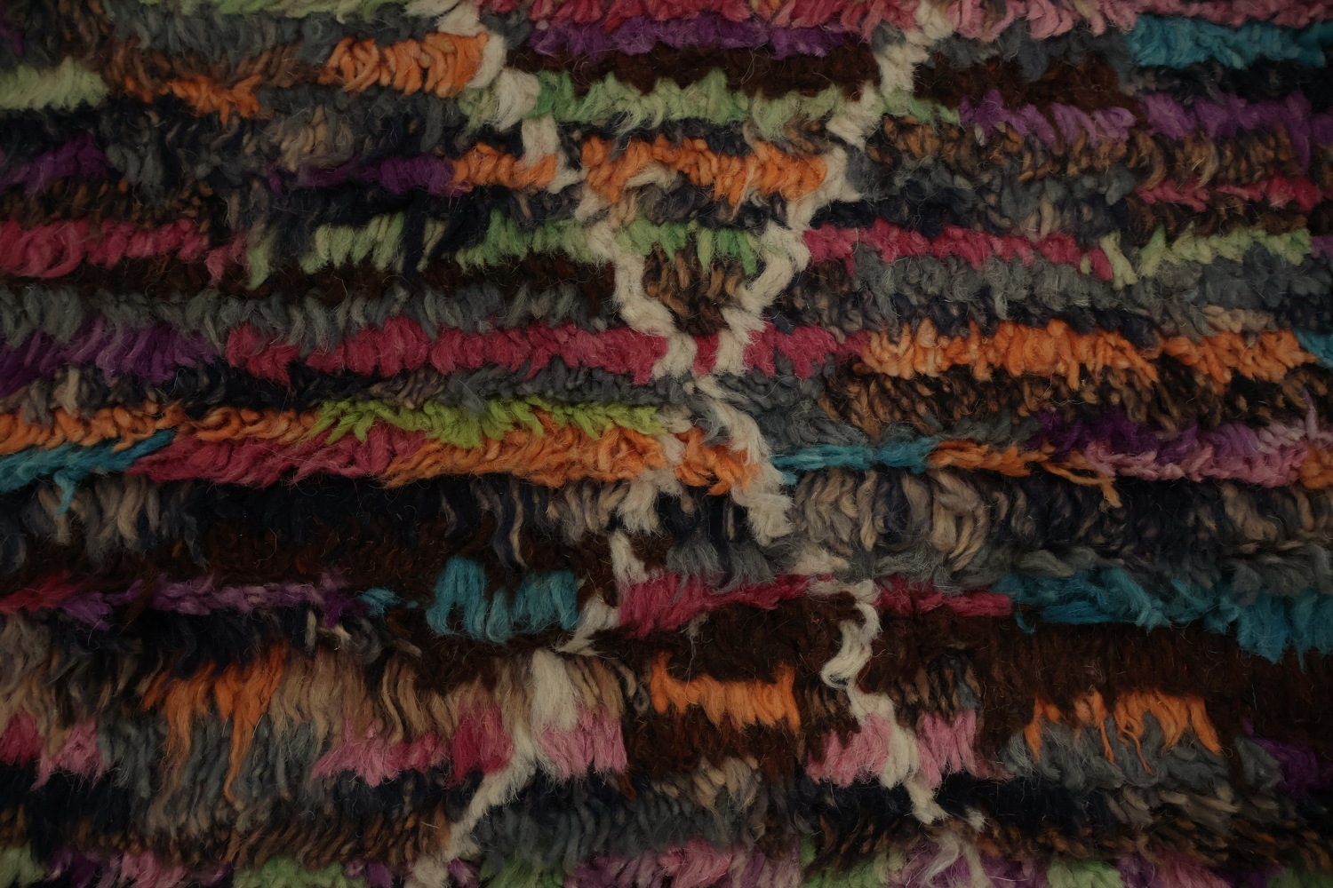 Colorful Moroccan Area Rug 6x10 with Geometric Design