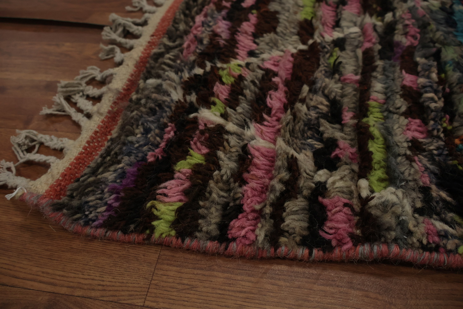 Colorful Moroccan Area Rug 6x10 with Geometric Design