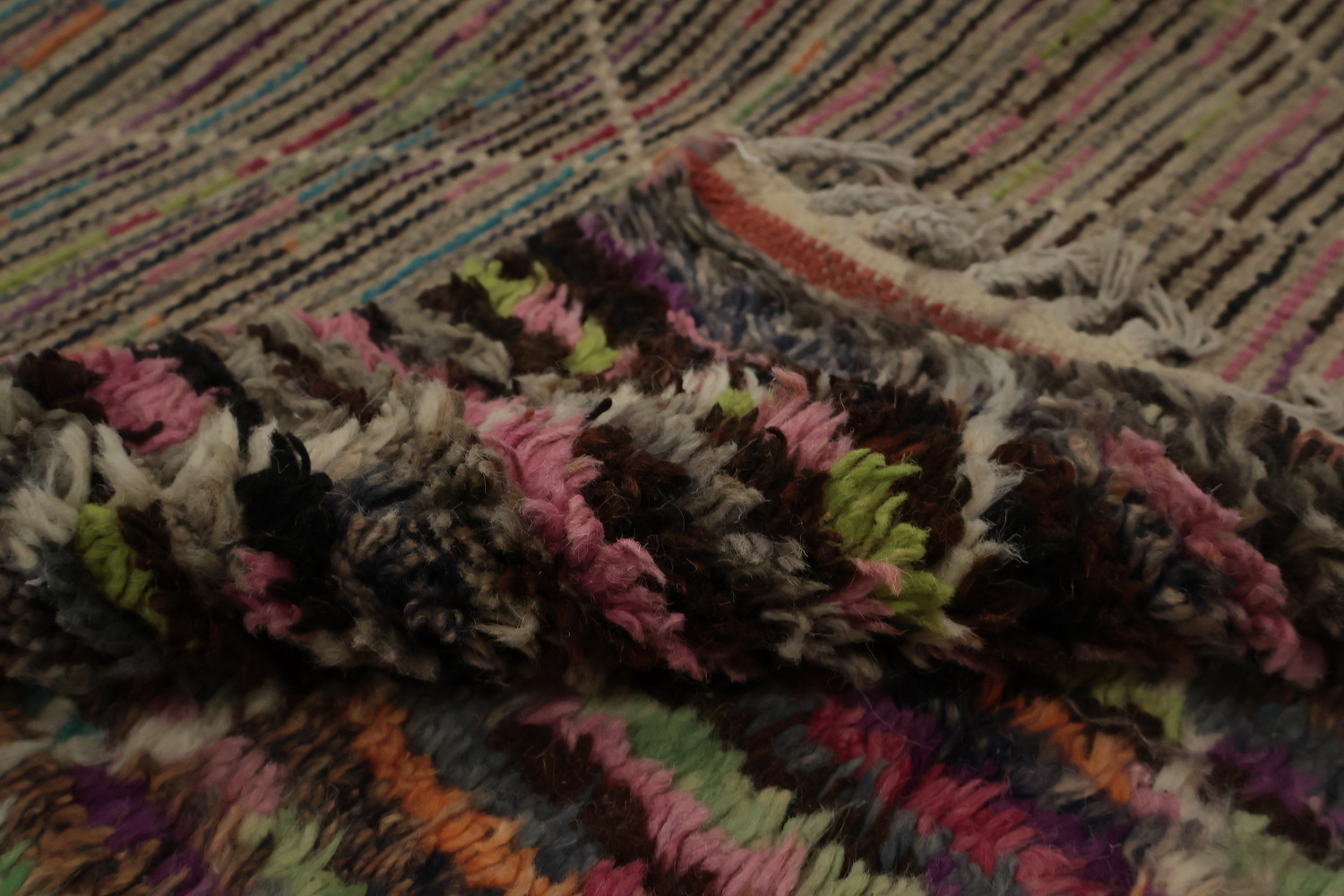 Colorful Moroccan Area Rug 6x10 with Geometric Design