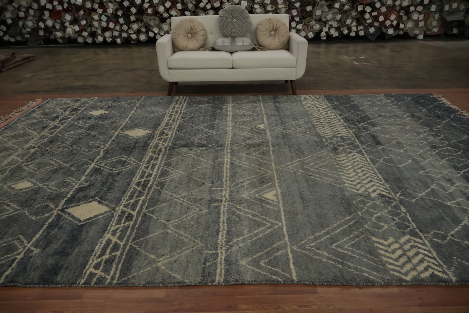 Chic Geometric Moroccan Large Rug 10x15 for Modern and Stylish Decor