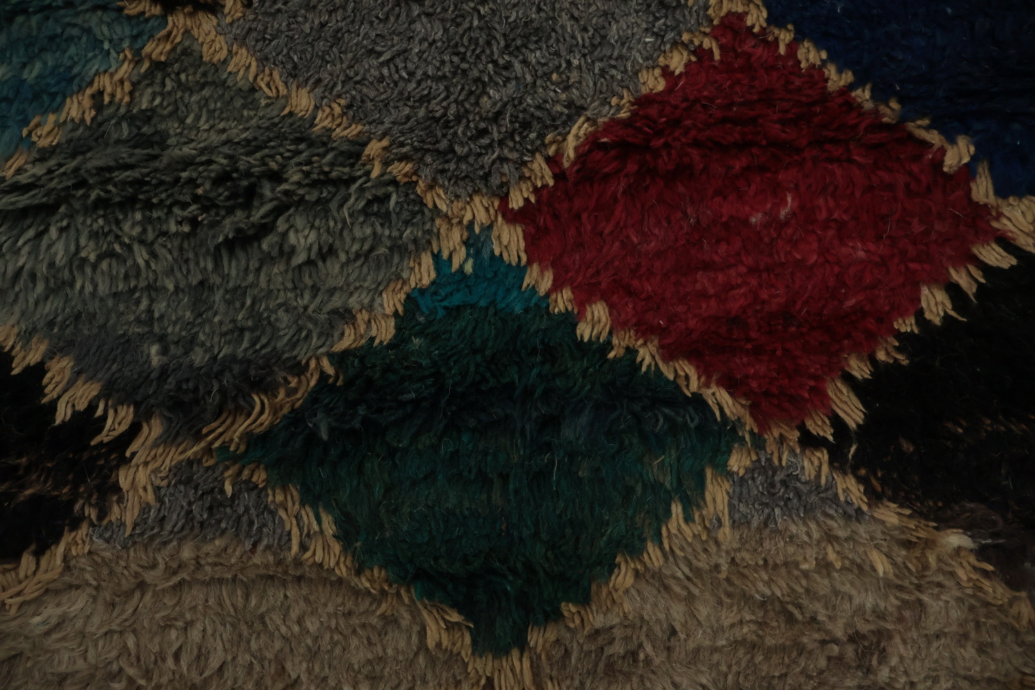 Chic Moroccan Area Rug 9x13 to Elevate Your Room’s Style Game