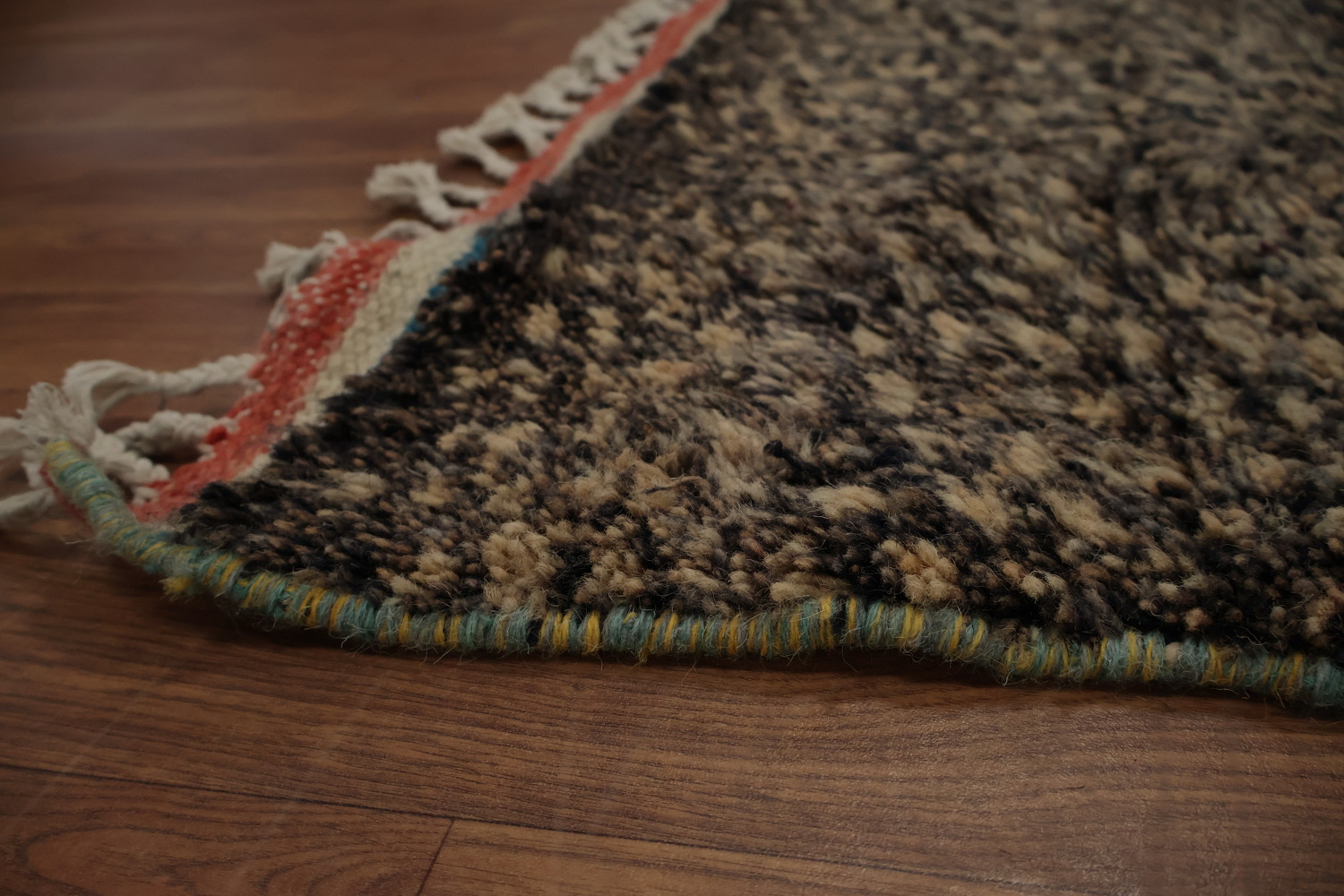 Artisan-Crafted Moroccan Large Area Rug 10x14 A Touch of Elegance