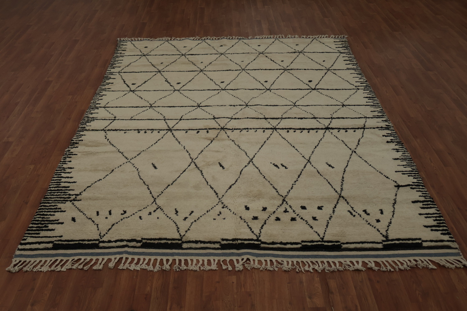 Handcrafted Berber Moroccan Living Room Area Rug 8x10
