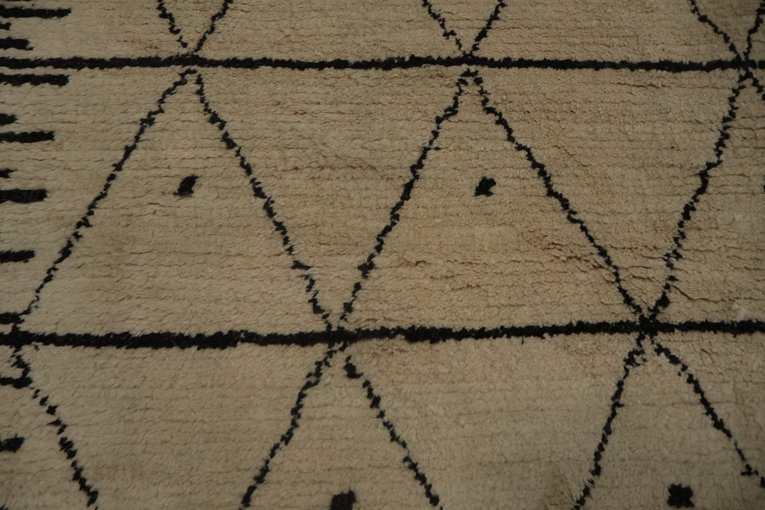 Handcrafted Berber Moroccan Living Room Area Rug 8x10