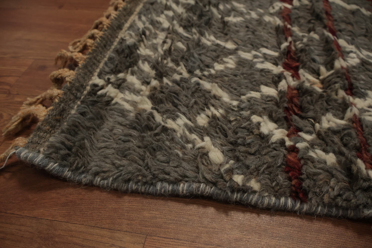 Stylish Moroccan Area Rug 8x11 with Subtle Lattice Detailing
