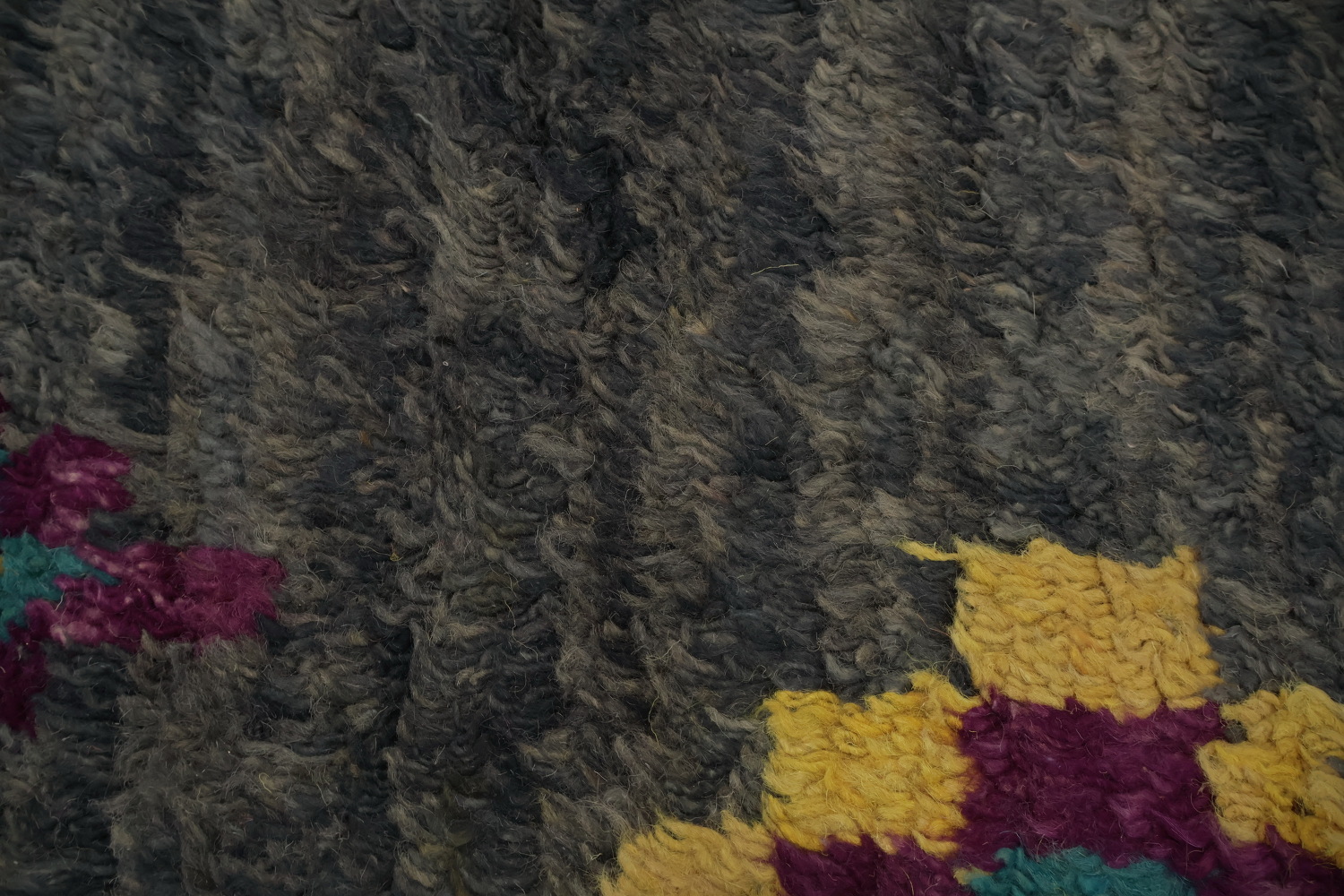 Stylish Geometric Moroccan Area Rug 7x11 to Enhance Your Home Decor
