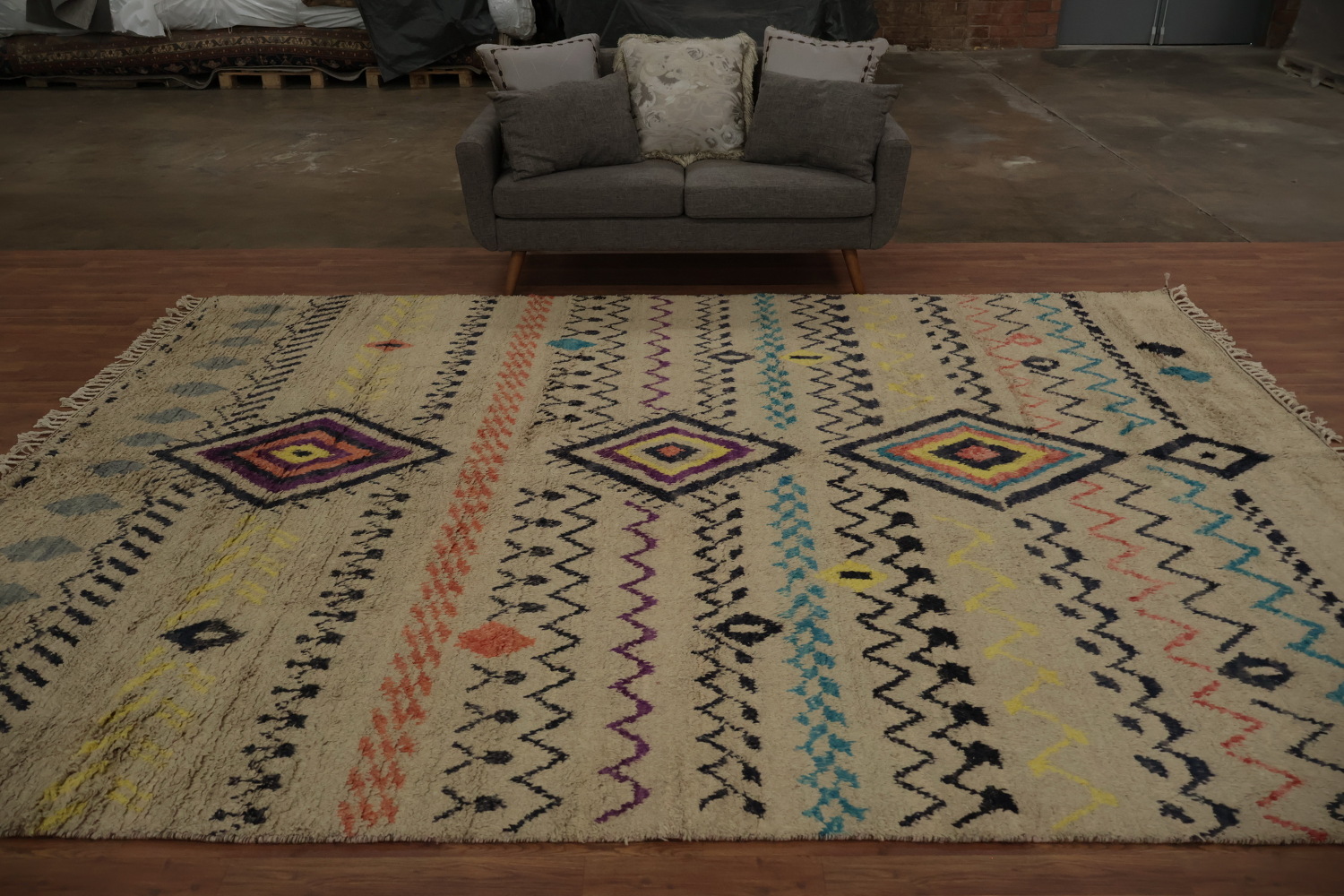 Decorate with This Eclectic Gem Colorful Moroccan Area Rug 9x12