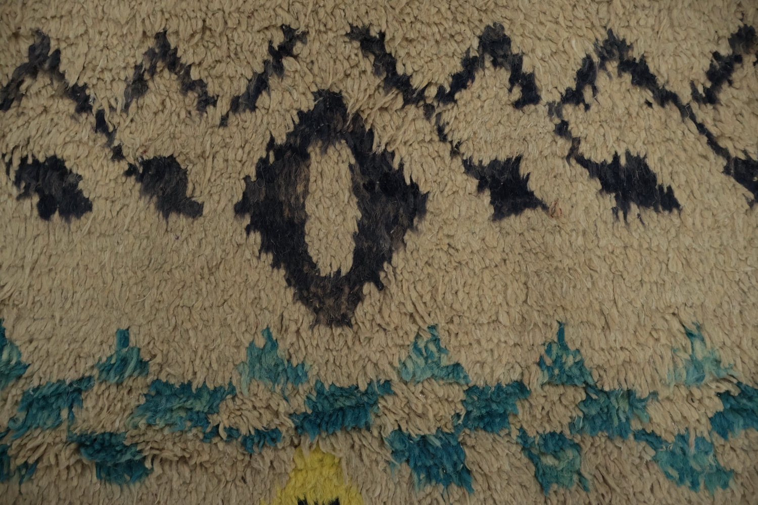 Decorate with This Eclectic Gem Colorful Moroccan Area Rug 9x12