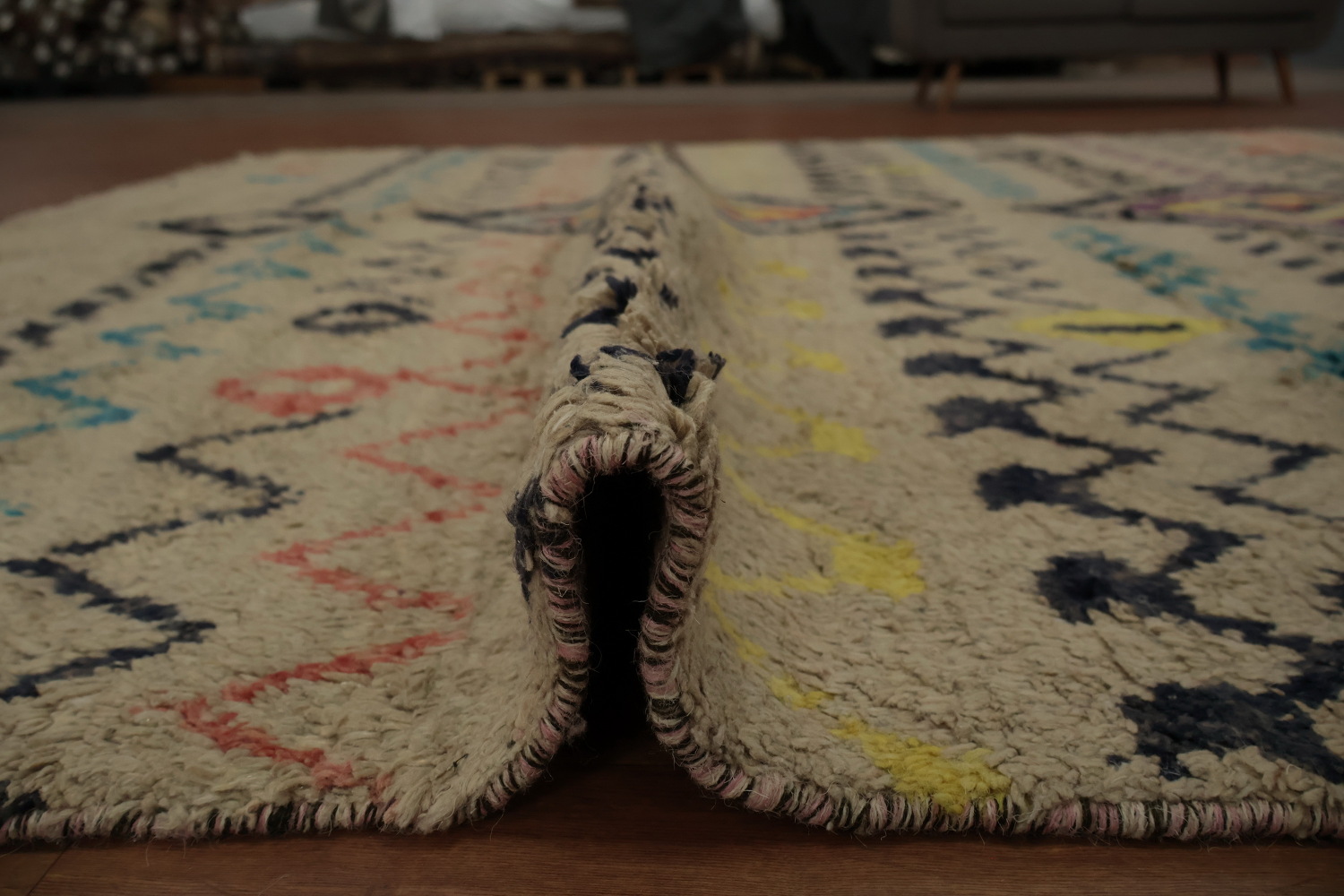 Decorate with This Eclectic Gem Colorful Moroccan Area Rug 9x12