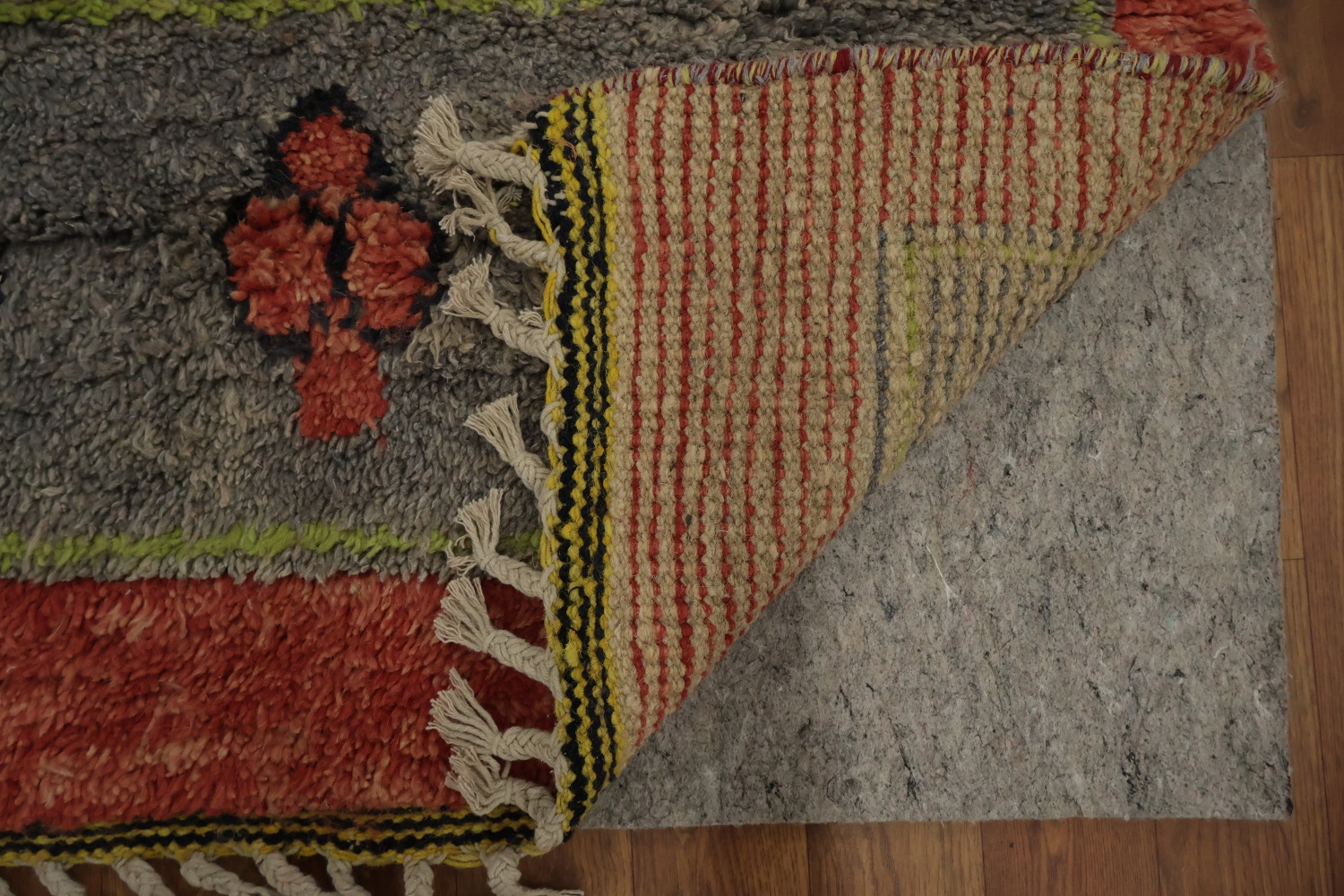 Vibrant Design Moroccan Area Rug 7x10 with Bold Geometric Motifs